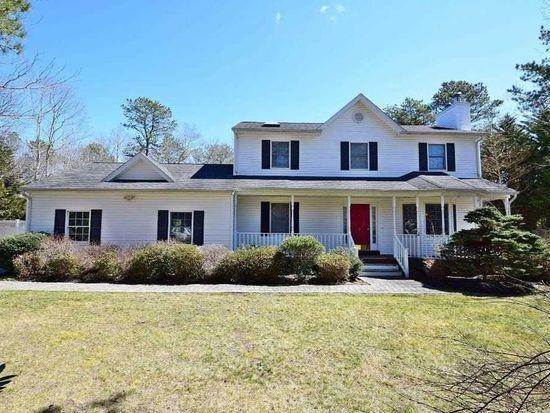 Real Estate at East Quogue, NY 11942