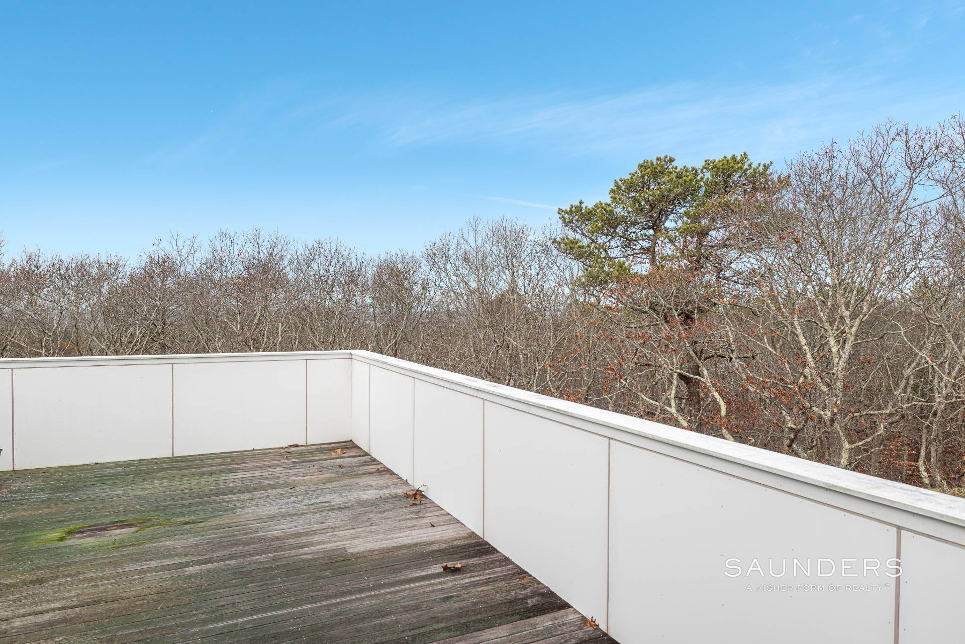 5. Single Family Homes at Modern Masterpiece In Privacy Southampton, NY 11968