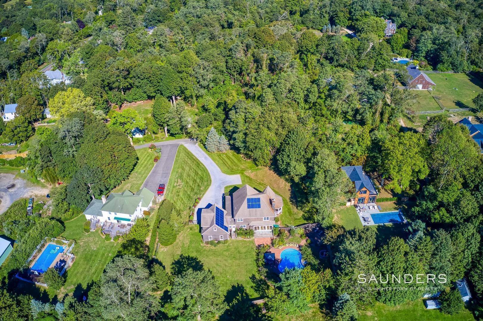 8. Single Family Homes at Hilltop Traditional With Pool Close Proximity To Beach Shelter Island, NY 11964