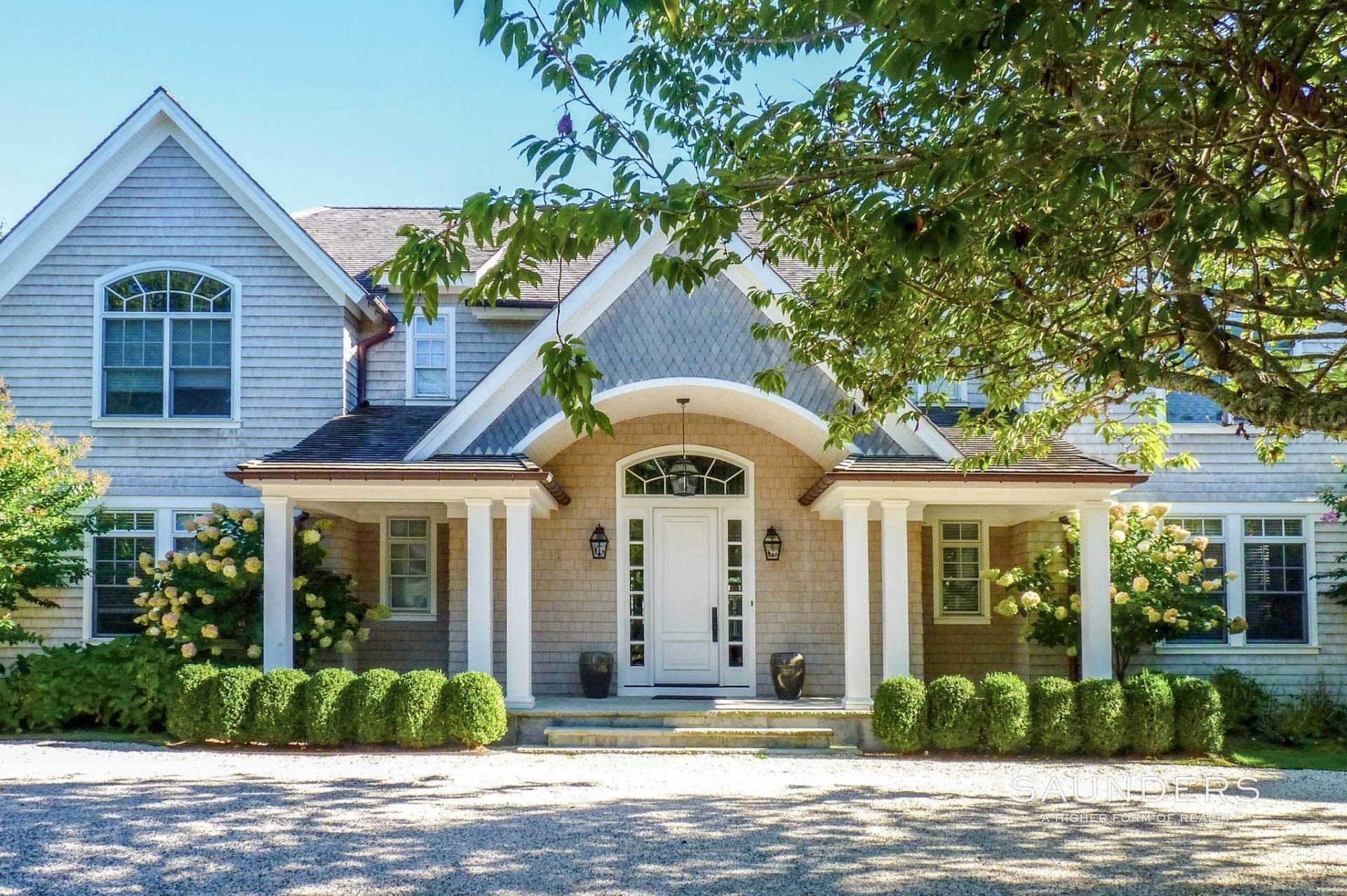 4. Single Family Homes for Sale at Beach House Abutting Reserve In East Hampton South 2 Skimhampton Road, East Hampton, NY 11937