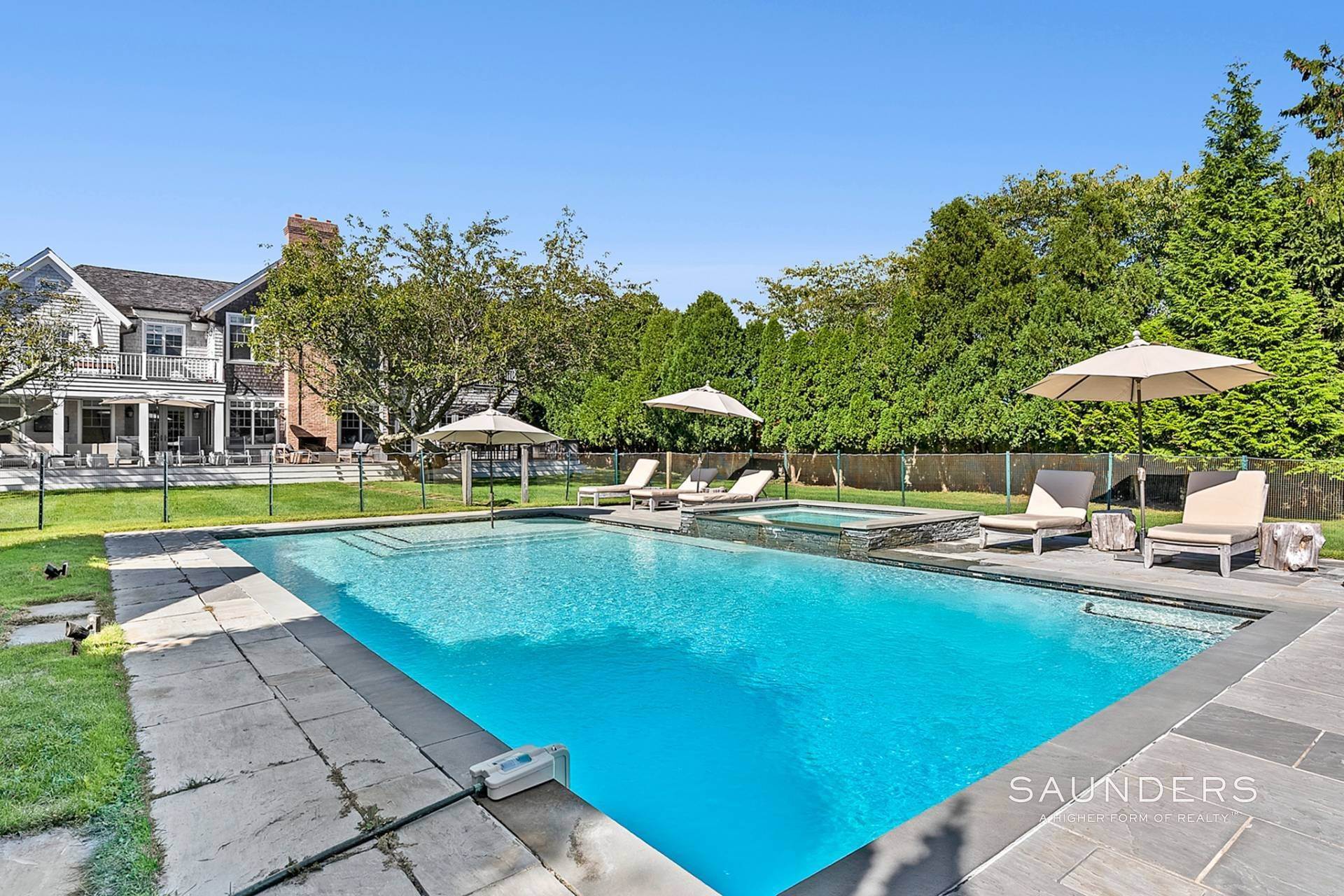 34. Single Family Homes for Sale at Beach House Abutting Reserve In East Hampton South 2 Skimhampton Road, East Hampton, NY 11937