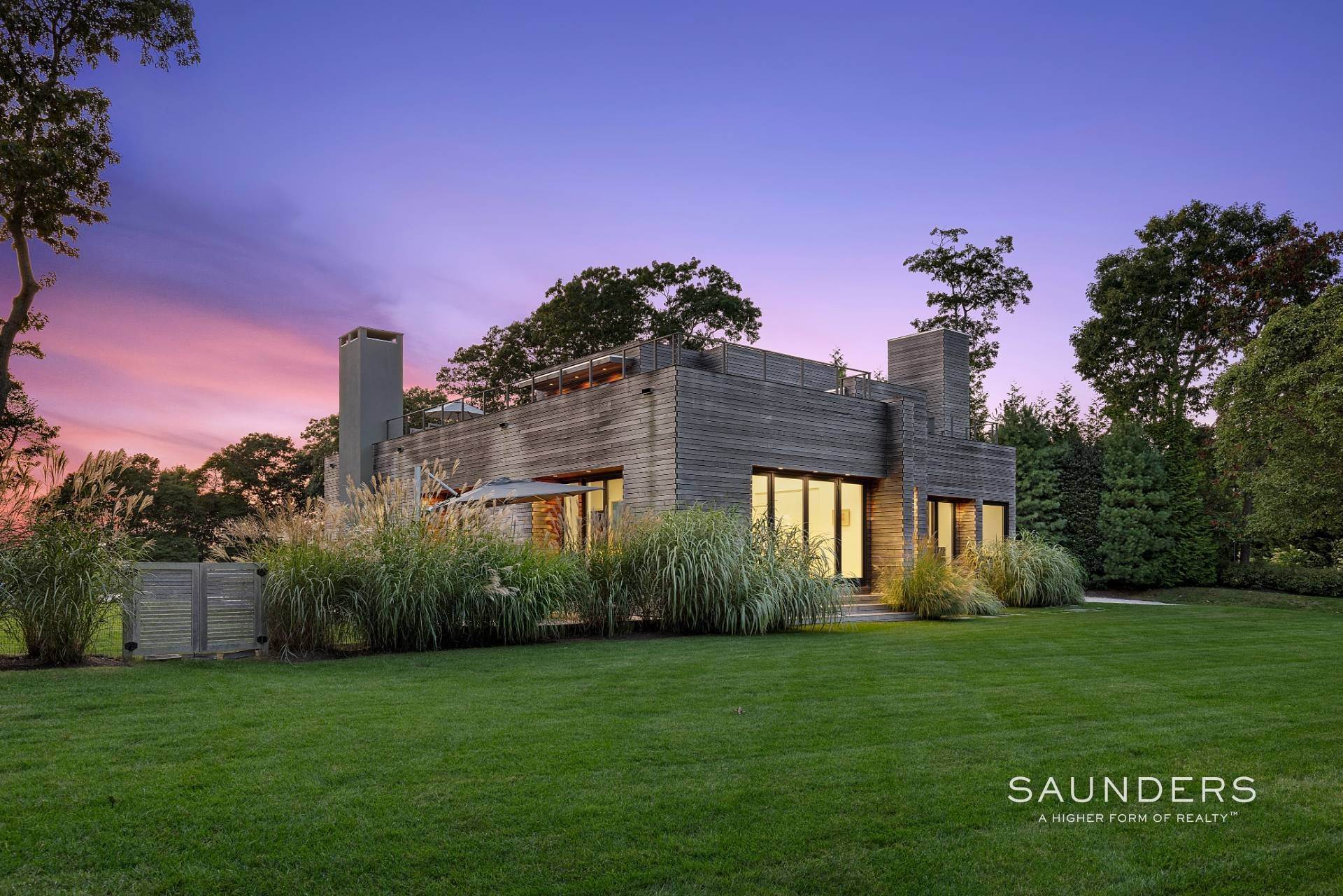 27. Single Family Homes at Stunning Modern With Expansive Views Of Sagaponack Fields & Pond 152 Sagg Road, Sagaponack, NY 11962