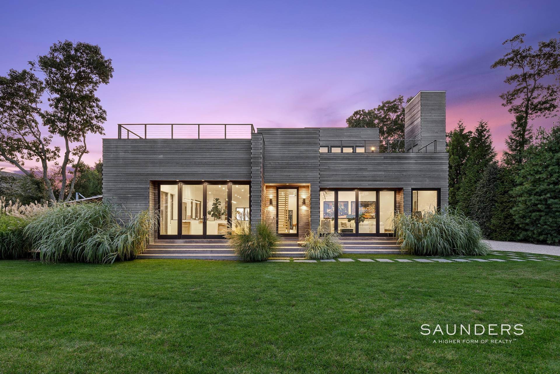 29. Single Family Homes at Stunning Modern With Expansive Views Of Sagaponack Fields & Pond 152 Sagg Road, Sagaponack, NY 11962