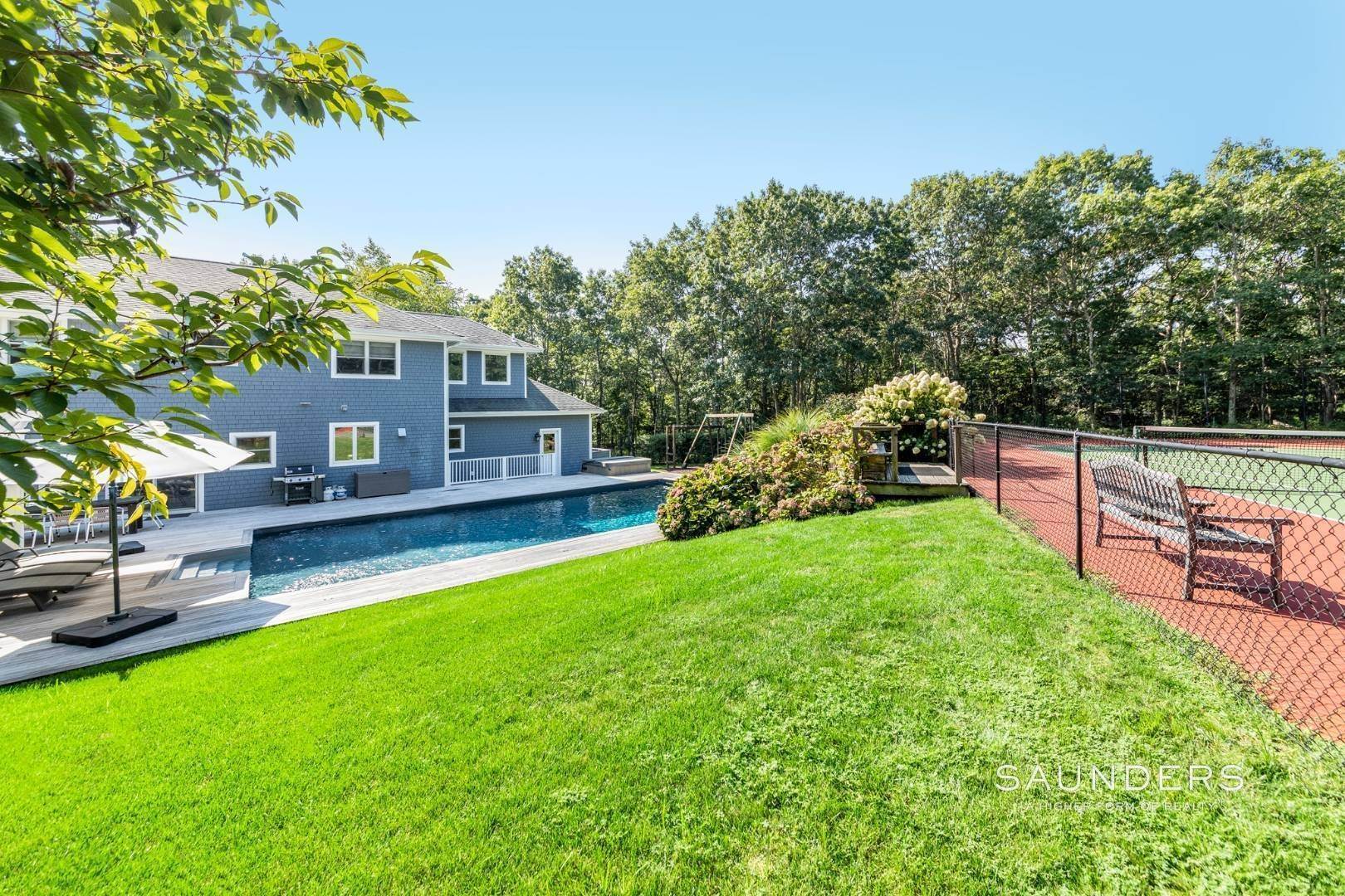 2. Single Family Homes at Now You Can Have It All! East Hampton, NY 11937