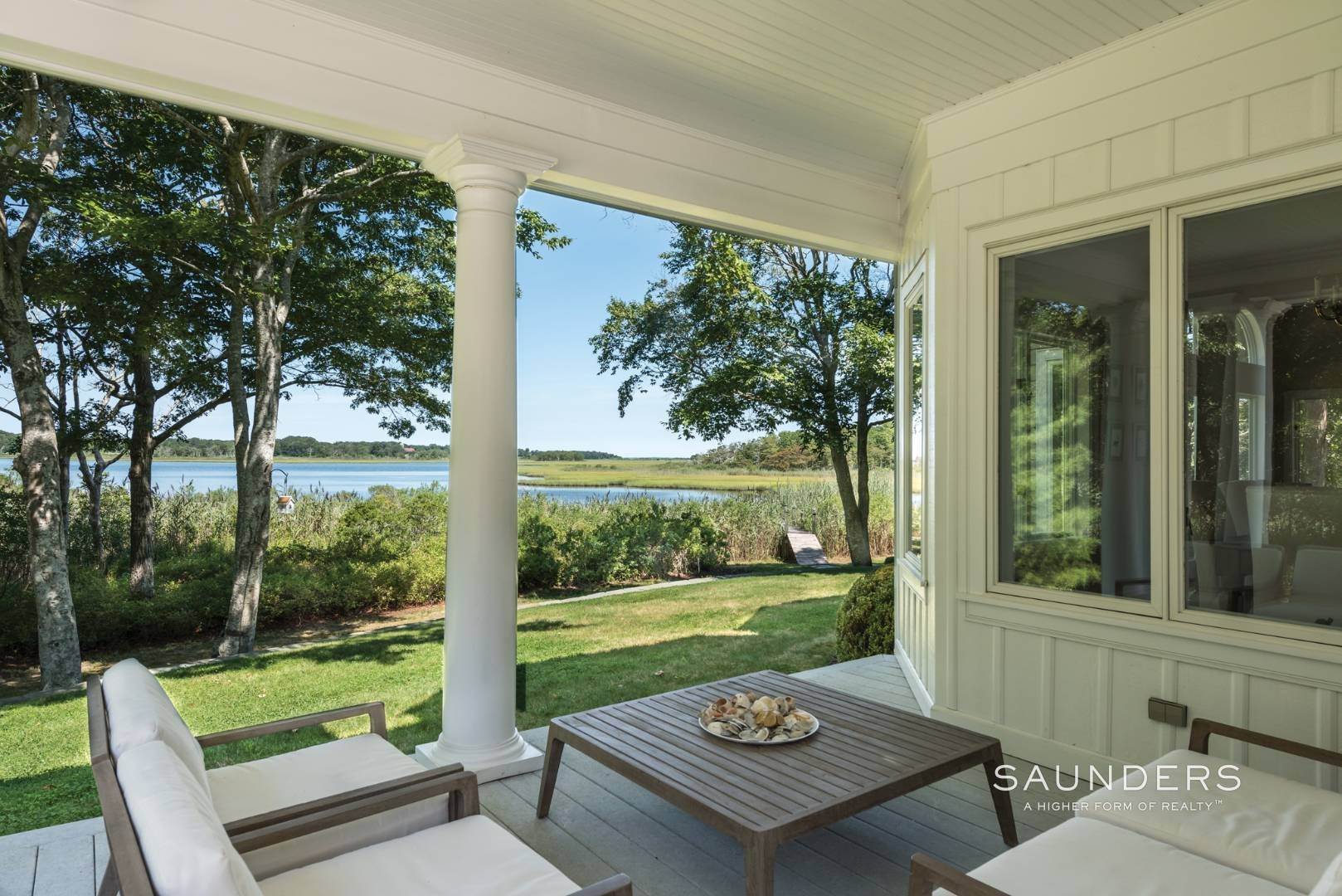 21. Single Family Homes for Sale at Southampton Waterfront Estate With Dock 36 And 40a Island Creek Road, Southampton, NY 11963