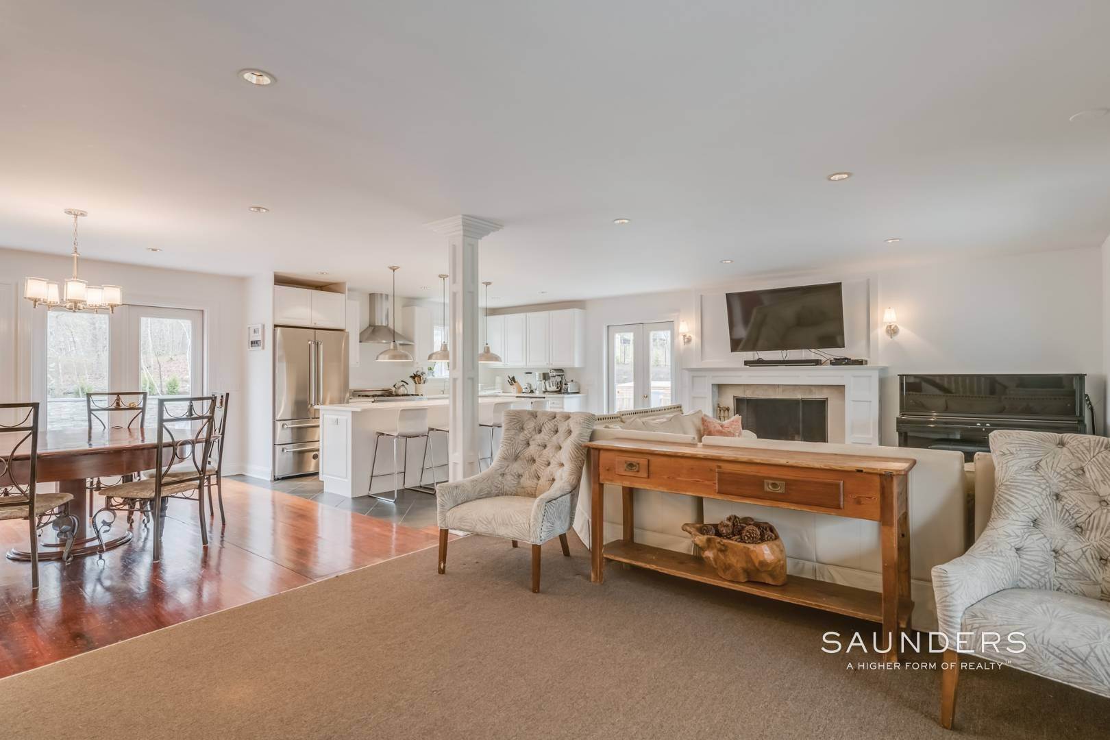 5. Single Family Homes at Gorgeous Traditional East Hampton Home In The Northwest Woods 28 Ocean Parkway, East Hampton, NY 11937