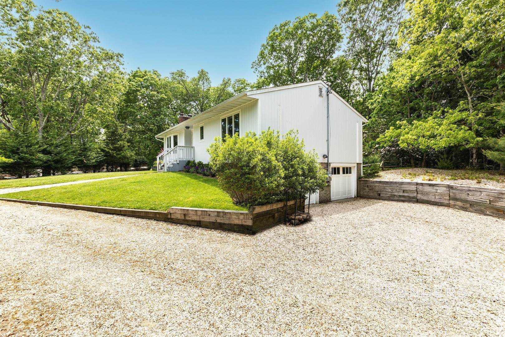 Single Family Homes for Sale at Recently Renovated Home In Northwest Woods 1 West Way, East Hampton, NY 11937