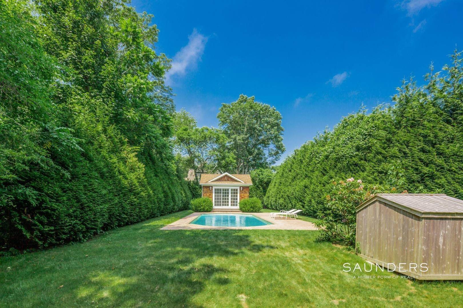 4. Single Family Homes for Sale at Spacious In The Heart Of East Hampton Village 172 Newtown Lane, East Hampton, NY 11937