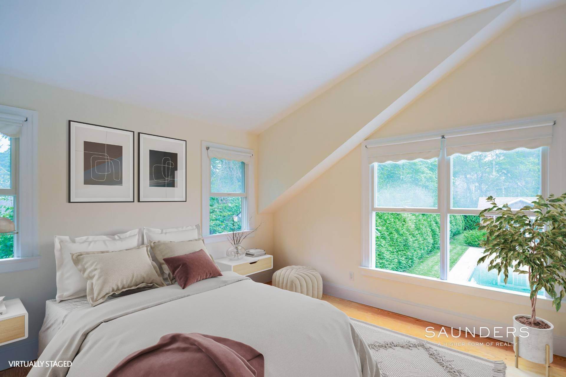 14. Single Family Homes for Sale at Incredible Value In East Hampton Village 172 Newtown Lane, East Hampton, NY 11937