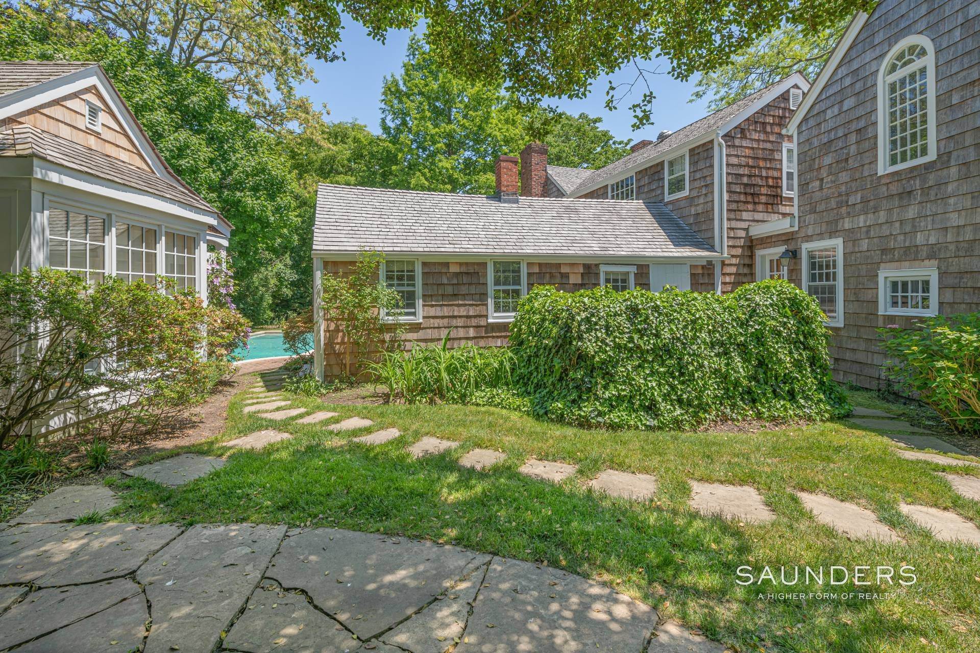 5. Single Family Homes for Sale at Classic Farmhouse In Southampton Village 519 Hill Street, Southampton, NY 11968