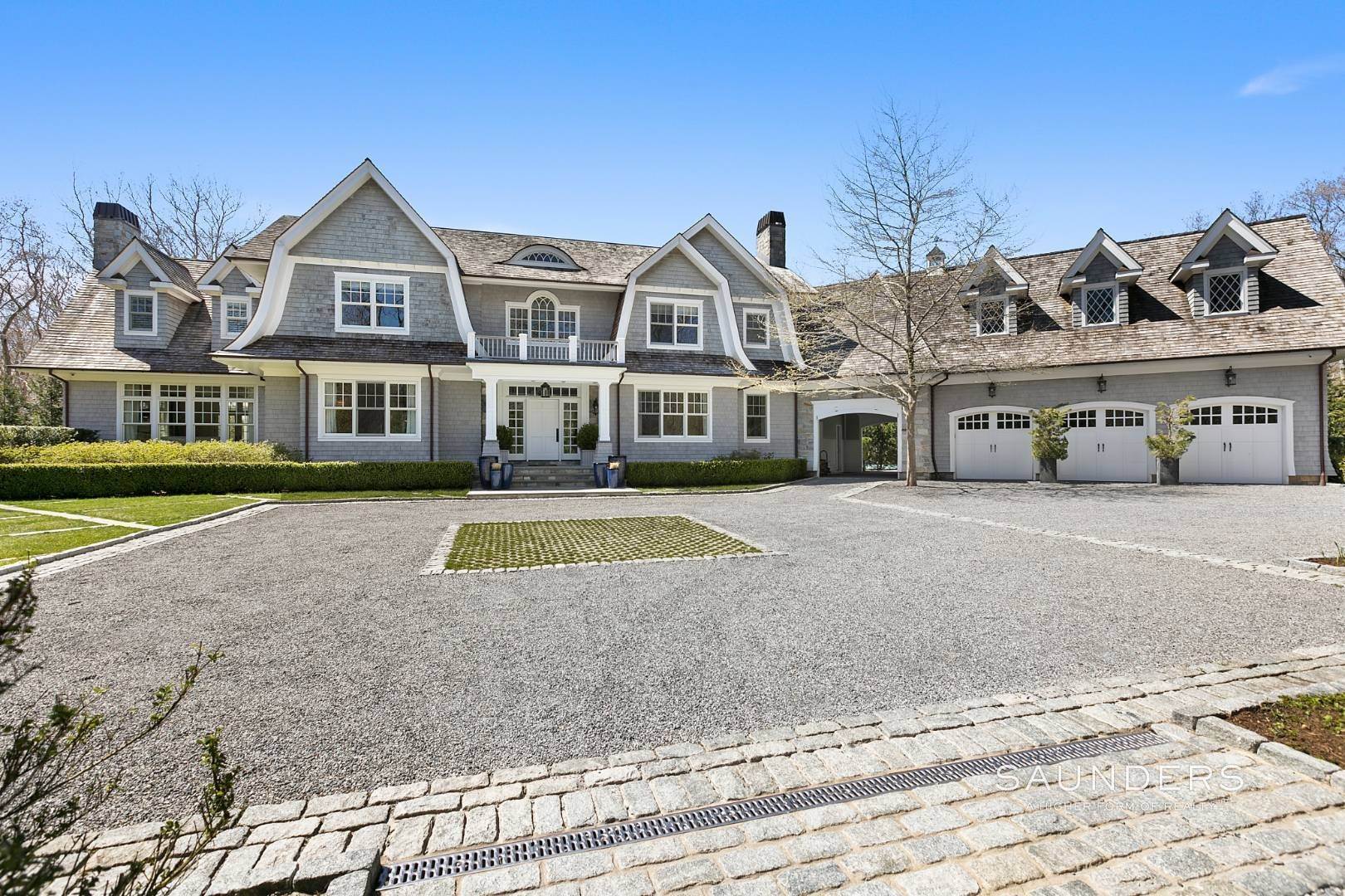 2. Single Family Homes for Sale at Classic Sagaponack Elegance With Pool And Tennis Sagaponack, NY 11962