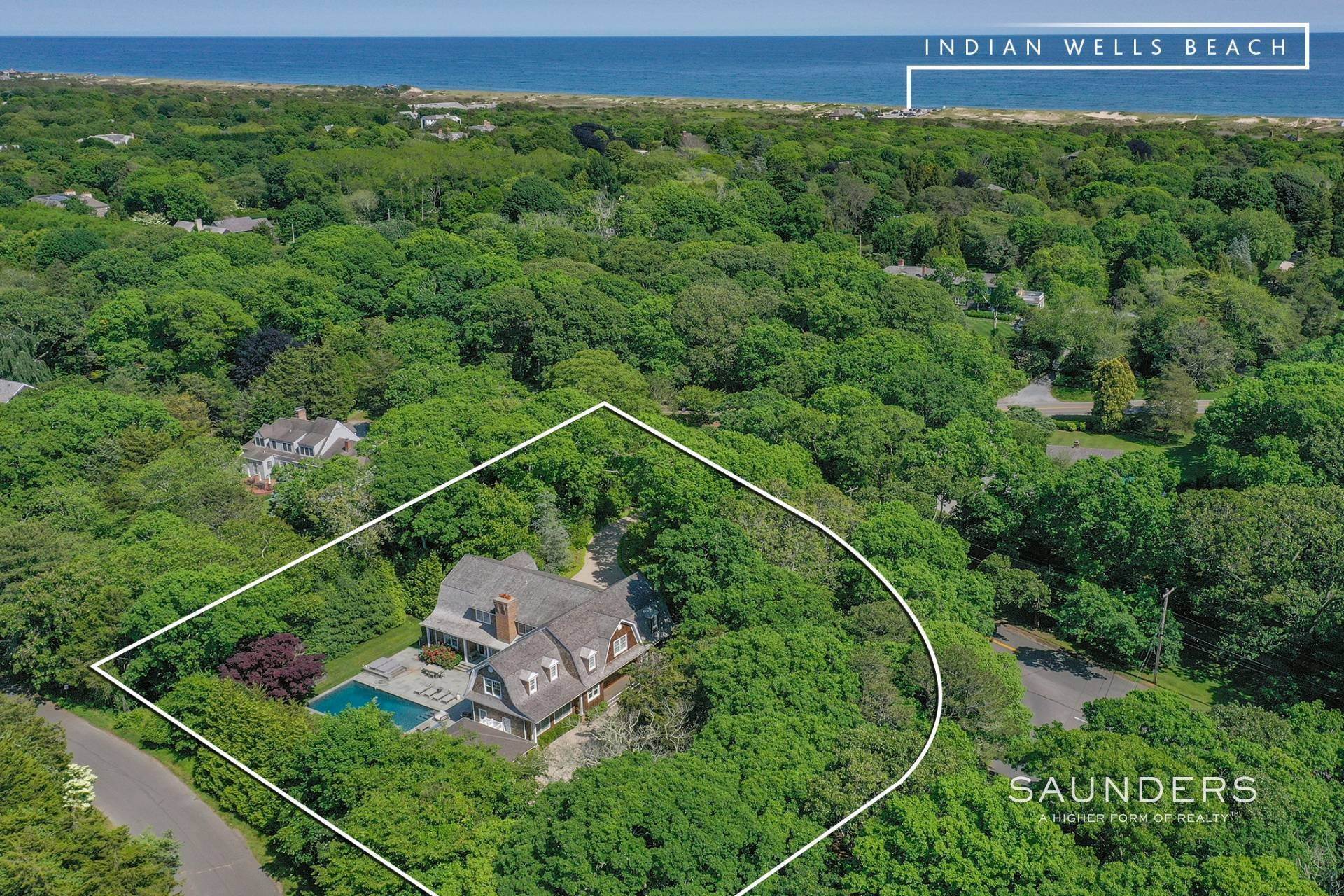 2. Single Family Homes for Sale at Spacious Shingled Traditional South Of Highway 197 Skimhampton Road, East Hampton, NY 11937