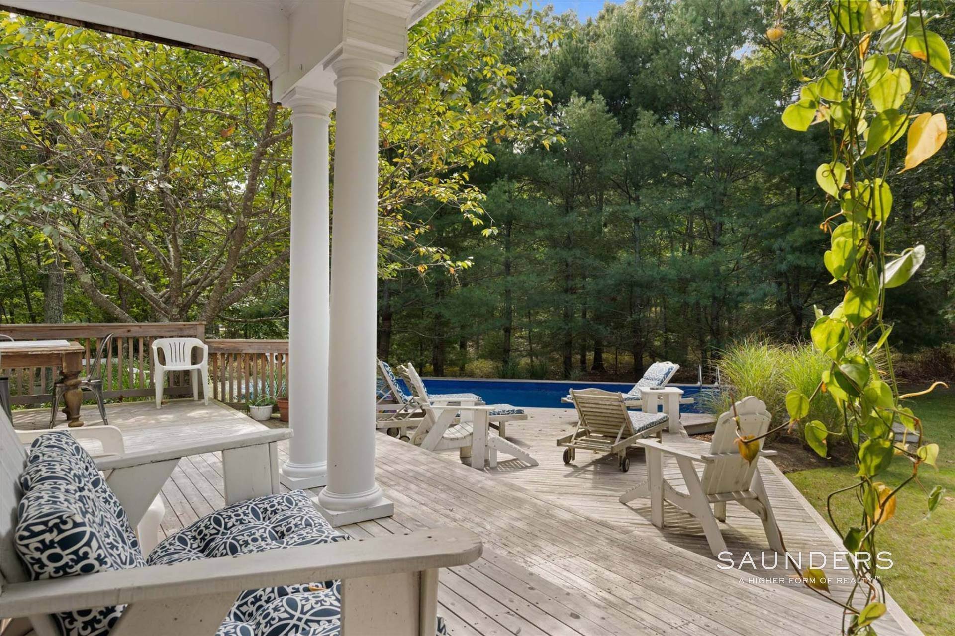 15. Single Family Homes for Sale at Northwest Woods 5+ Acre Estate With Pool And Tennis 9 Alewive Brook Road, East Hampton, NY 11937