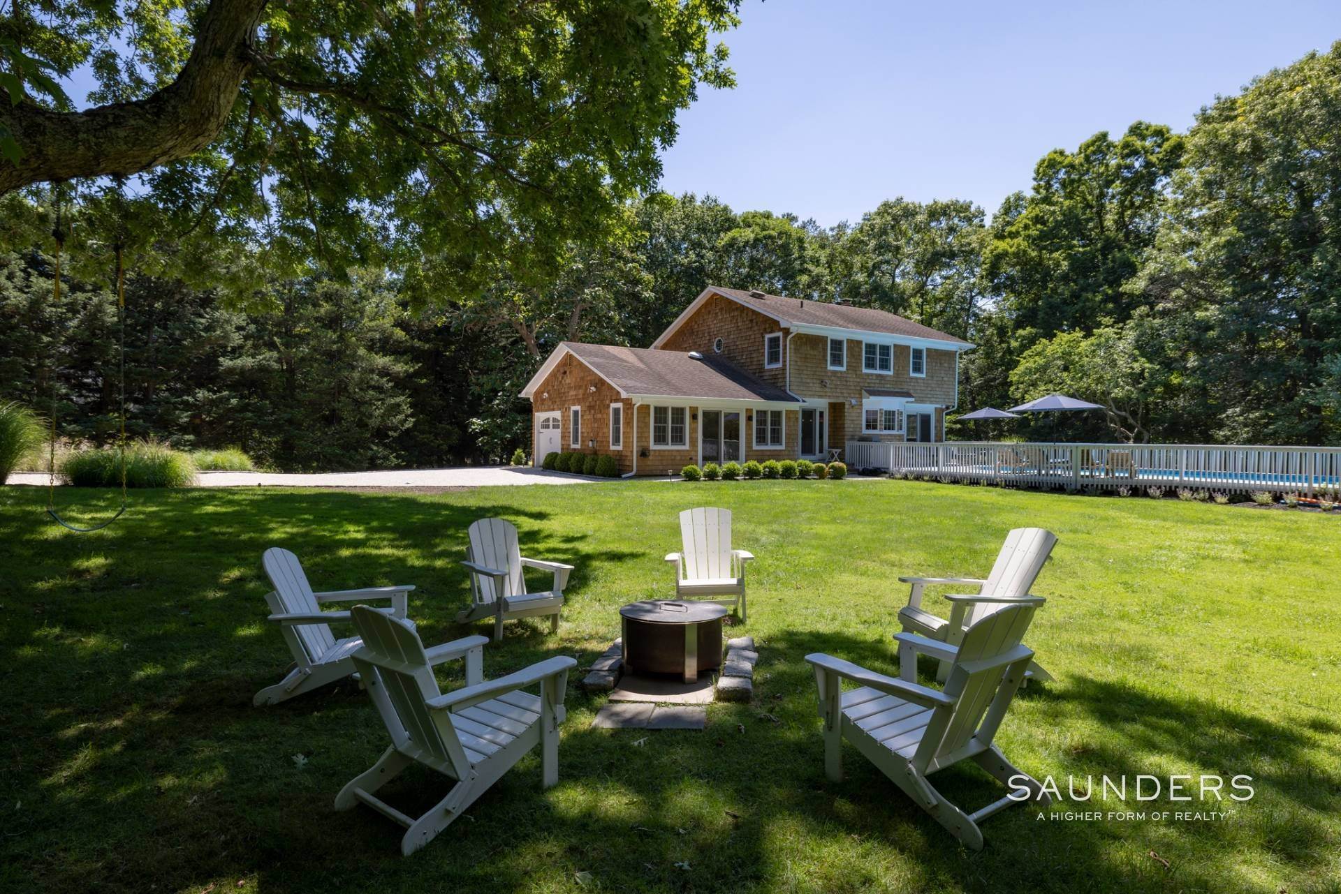 20. Single Family Homes for Sale at Private Oasis In Southampton 55 Edge Of Woods Road, Southampton, NY 11968