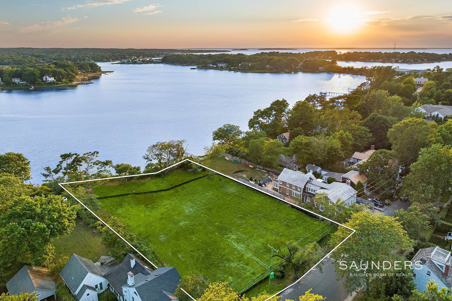 13. Single Family Homes for Sale at Dream Waterfront Estate For Entertaining 37 Glover Street, Sag Harbor, NY 11963