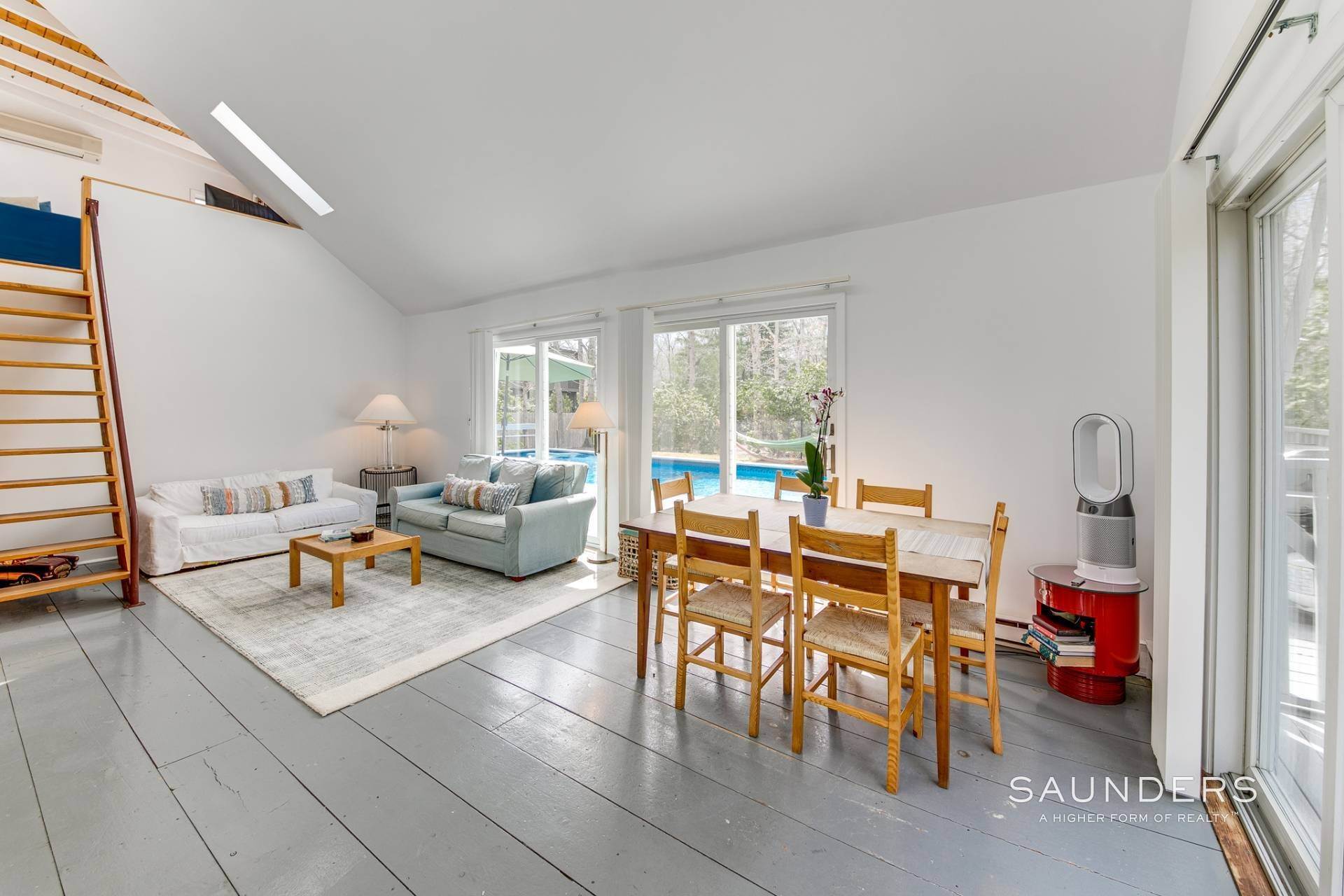 2. Single Family Homes for Sale at White Haute Springs 8 Beverly Road, East Hampton, NY 11937