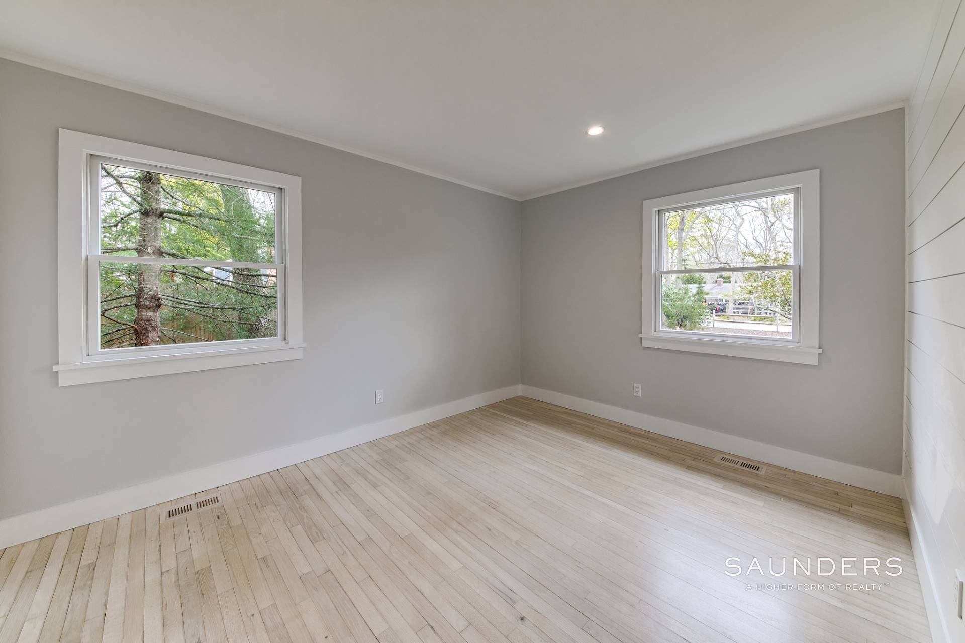 16. Single Family Homes for Sale at Newly Renovated In Springs 16 Delavan Street, East Hampton, NY 11937