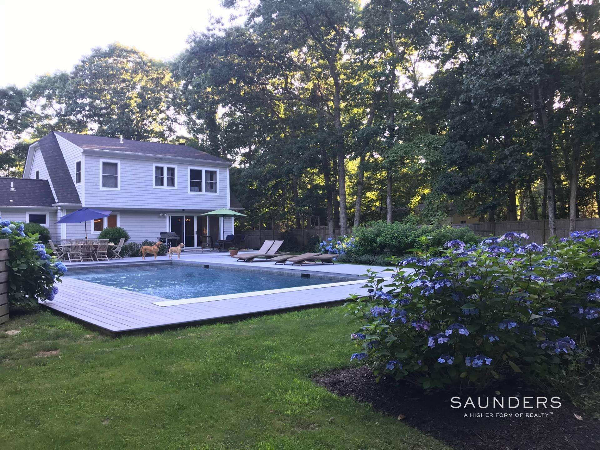 6. Single Family Homes at Beautiful Clearwater Beach House On The Rental Market 43 Waterhole Road, Springs, East Hampton, NY 11937