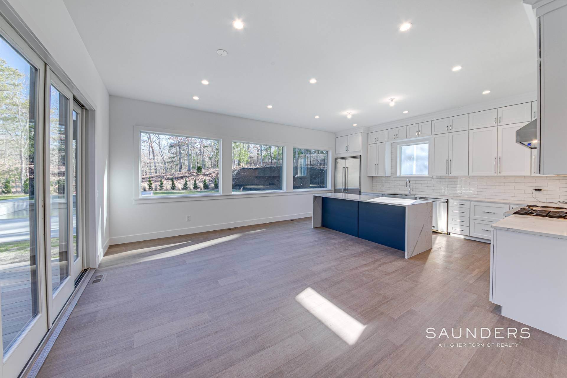 12. Single Family Homes for Sale at Unsurpassed Luxury And Elegance With This Brand New Construction 10 Van Scoys Path, East Hampton, NY 11937