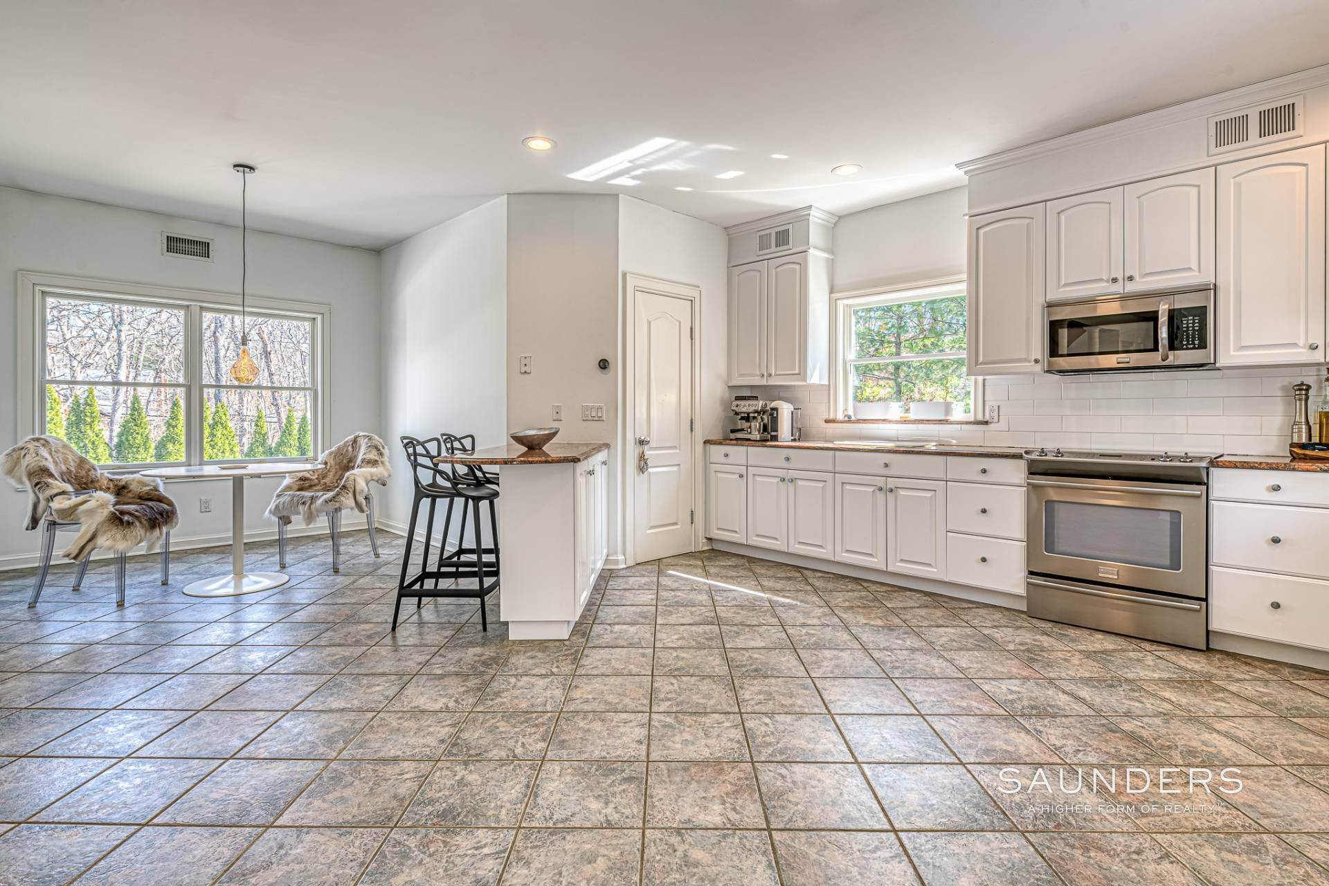 5. Single Family Homes for Sale at Lovely Southampton Four Bedroom With Salt Water Pool 21 Whalebone Landing Road, Southampton, NY 11968