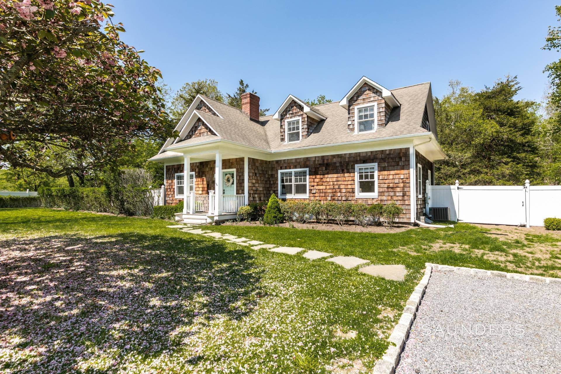 Single Family Homes for Sale at Renovated Estate-Like Farmhouse, 1.6+ Acres East Hampton Village 170 Cedar Street, East Hampton, NY 11937