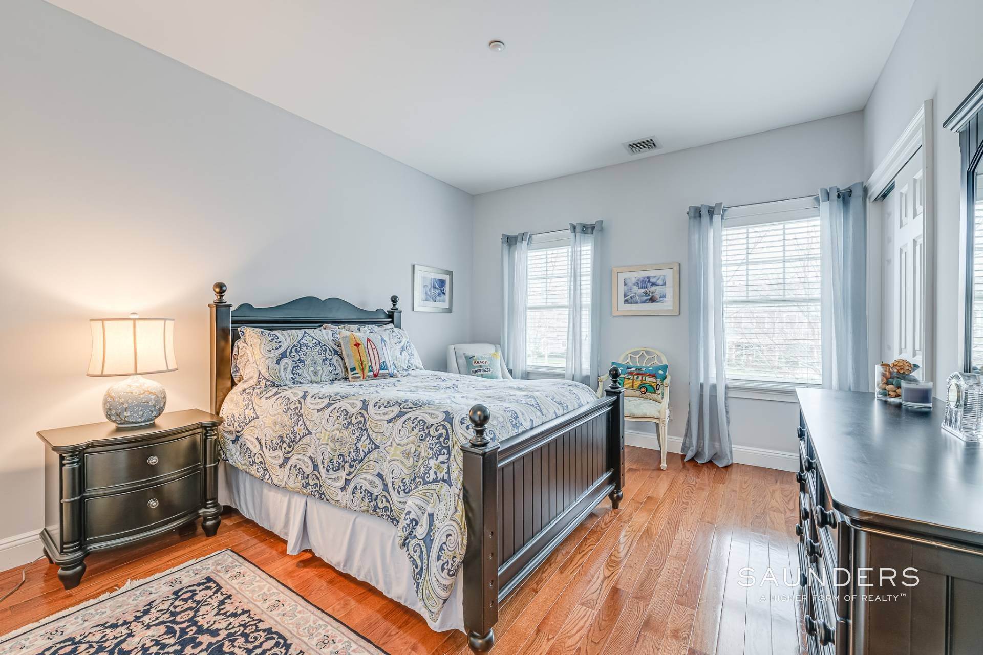 13. Condominiums for Sale at Beautifully Renovated Townhome 22 Gianna Court, North Sea, Southampton, NY 11968