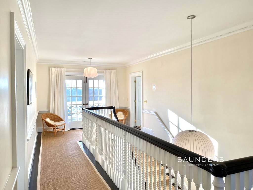 11. Single Family Homes for Sale at Quintessential Hamptons 252 Highland Terrace, Bridgehampton, NY 11932