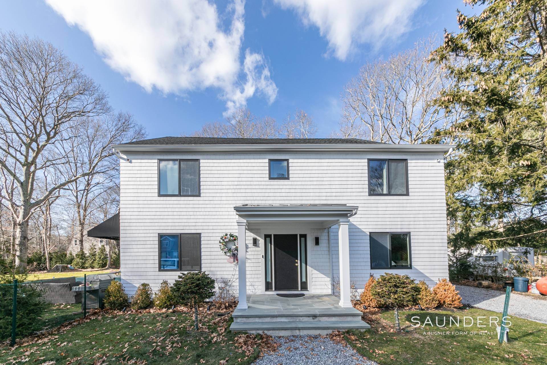 2. Single Family Homes for Sale at Beautifully Renovated Move-In Ready Home 25 Malone Street, East Hampton, NY 11937