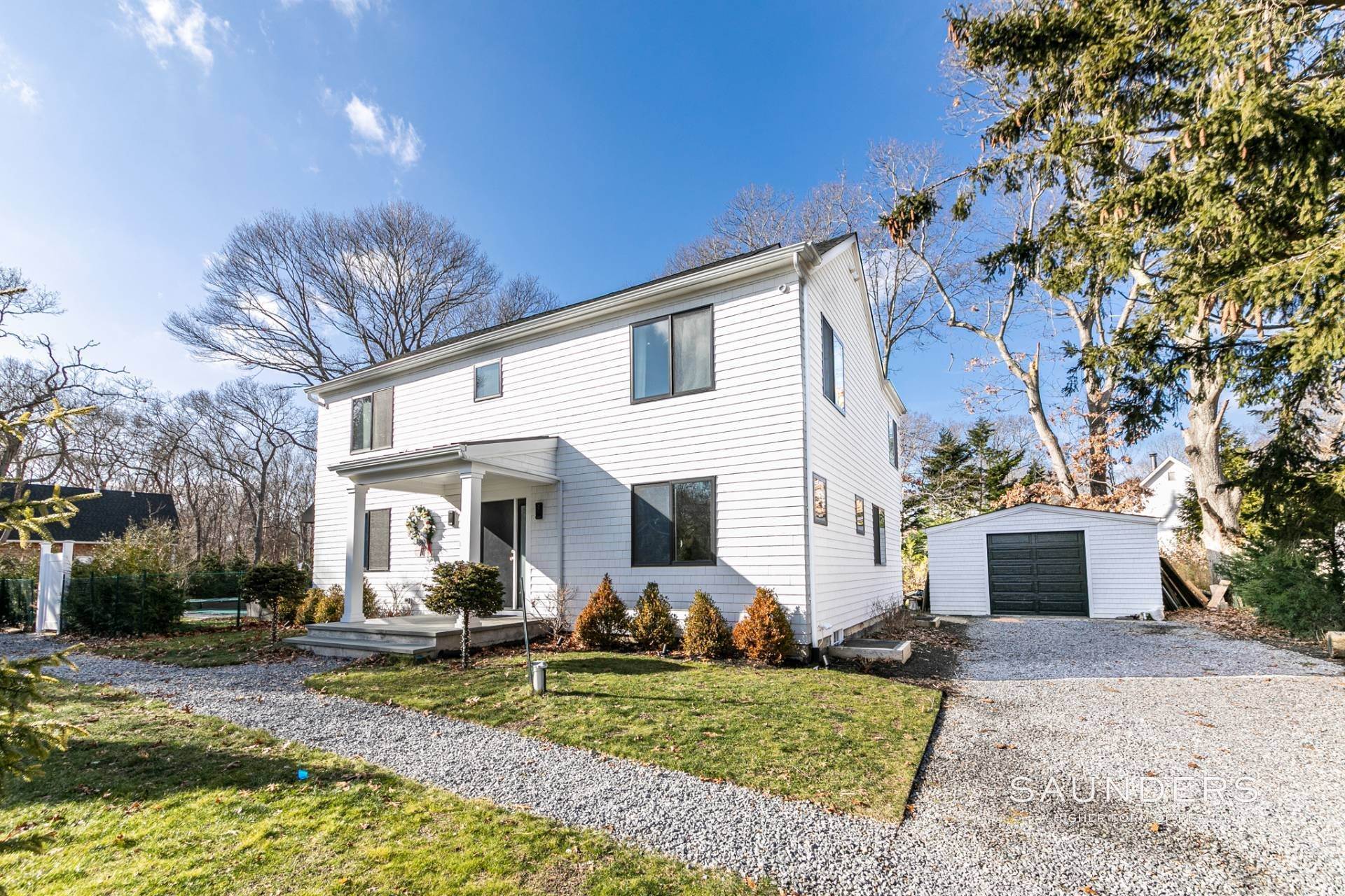 Single Family Homes for Sale at Beautifully Renovated Move-In Ready Home 25 Malone Street, East Hampton, NY 11937
