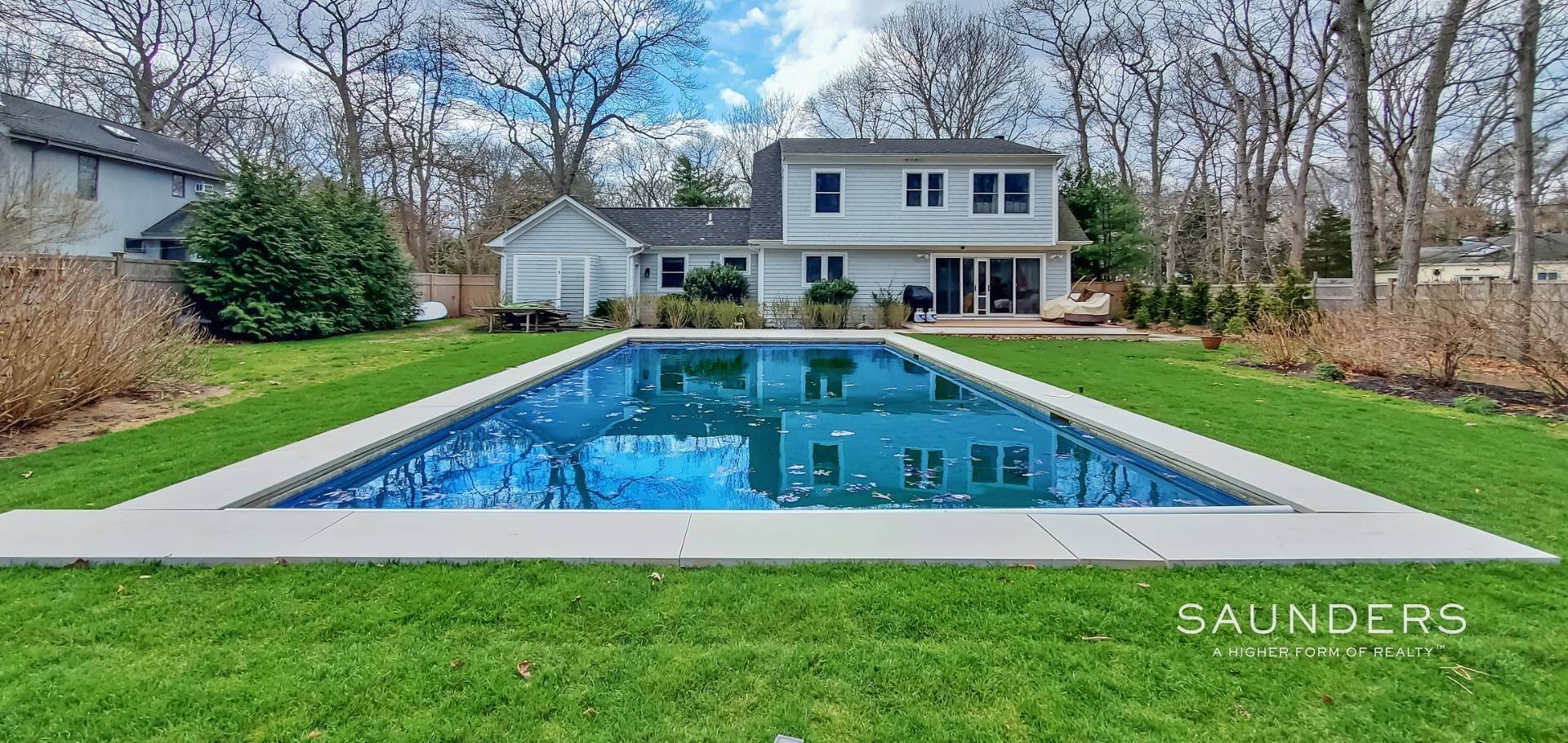 2. Single Family Homes for Sale at Hampton's Traditional Cape In Clearwater Beach 43 Waterhole Road, East Hampton, NY 11937