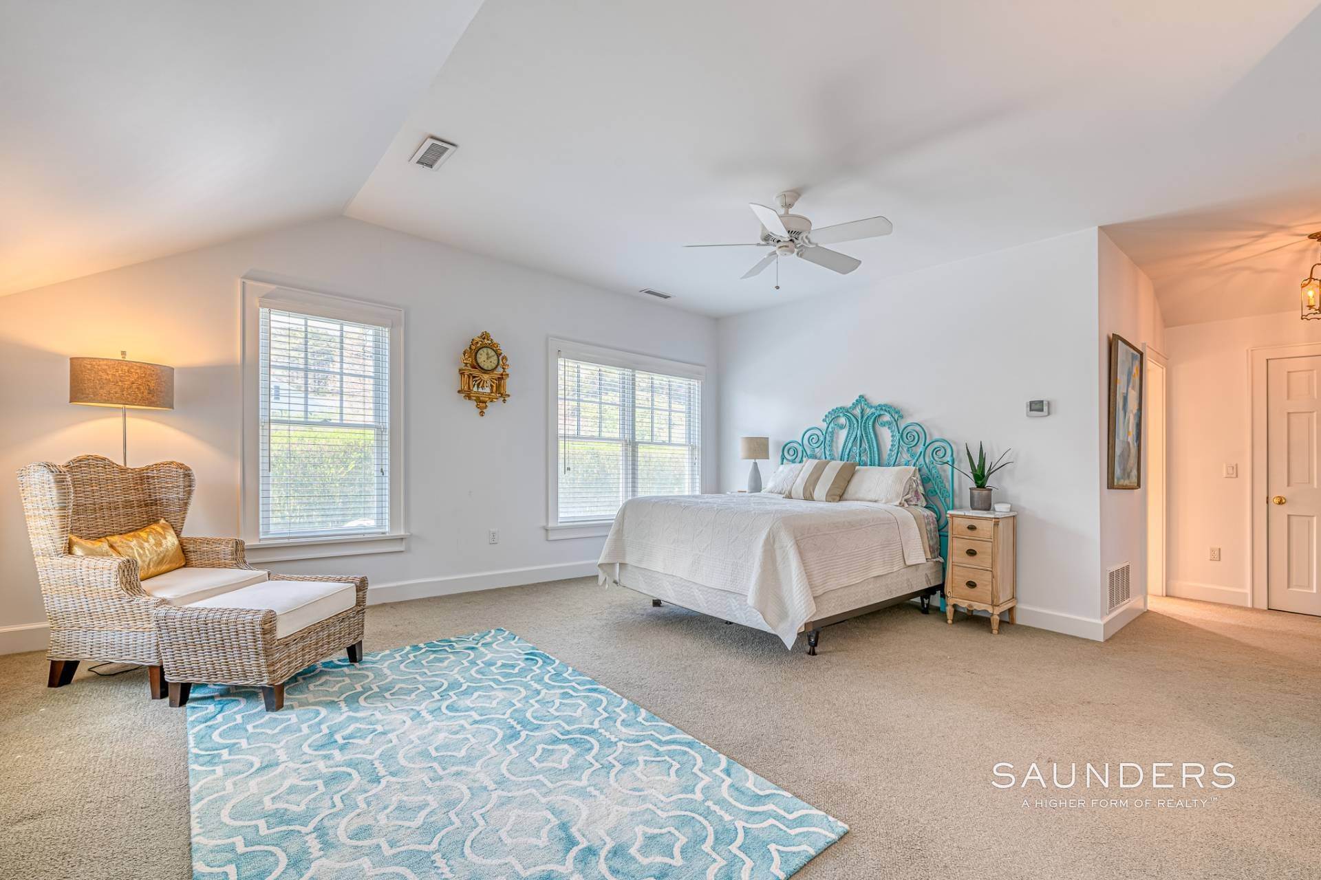 25. Single Family Homes for Sale at Southampton By The Shinnecock Bay 26 Ocean View Avenue, Southampton, NY 11968