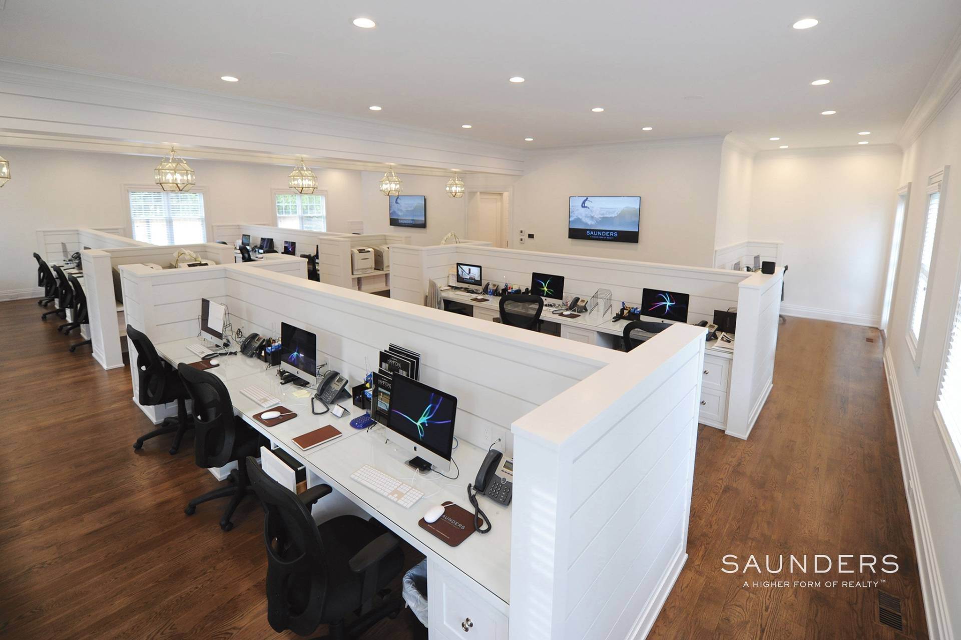 11. Commercial for Sale at The Most Exceptional Office Building In The Hamptons 26 Montauk Highway, East Hampton, NY 11937
