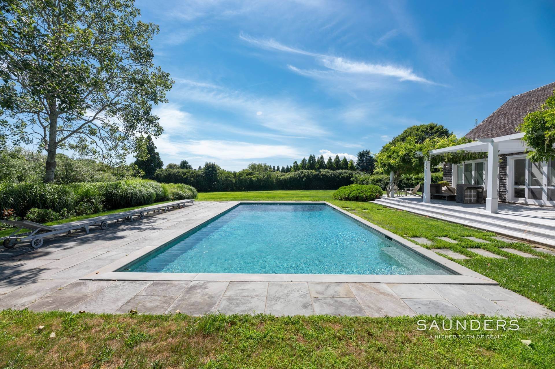 7. Single Family Homes for Sale at Sagaponack South Cottage On 1.56 Acres 51 Farmview Drive, Sagaponack, NY 11962
