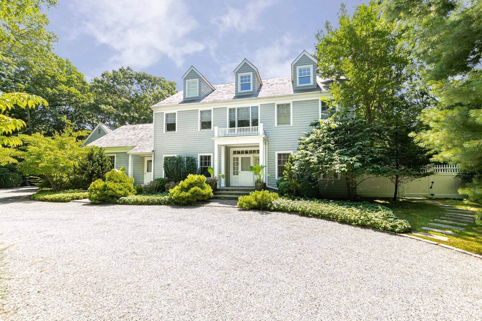 Single Family Homes for Sale at Immaculate Hamptons Retreat 3 Barclay Court, East Hampton, NY 11937
