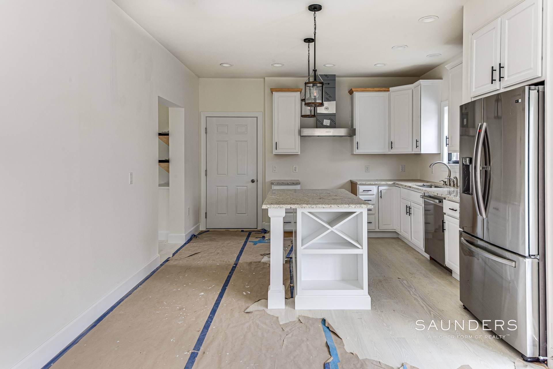 6. Single Family Homes for Sale at New Construction Four Bedroom Ready For Move In 31 Harbor View Avenue, East Hampton, NY 11937