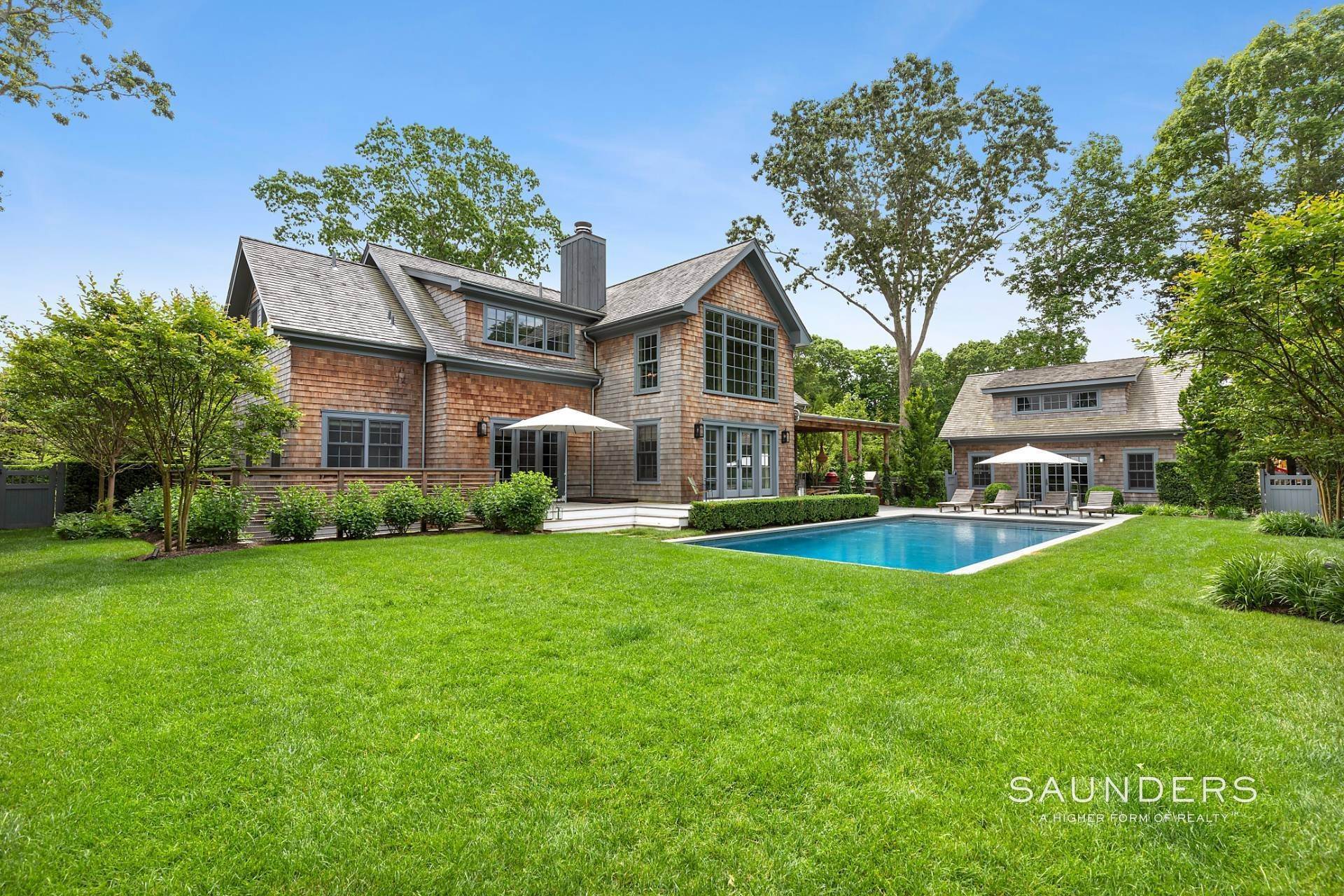 2. Single Family Homes for Sale at On A Level All Its Own 65 Buell Lane Extension, East Hampton, NY 11937