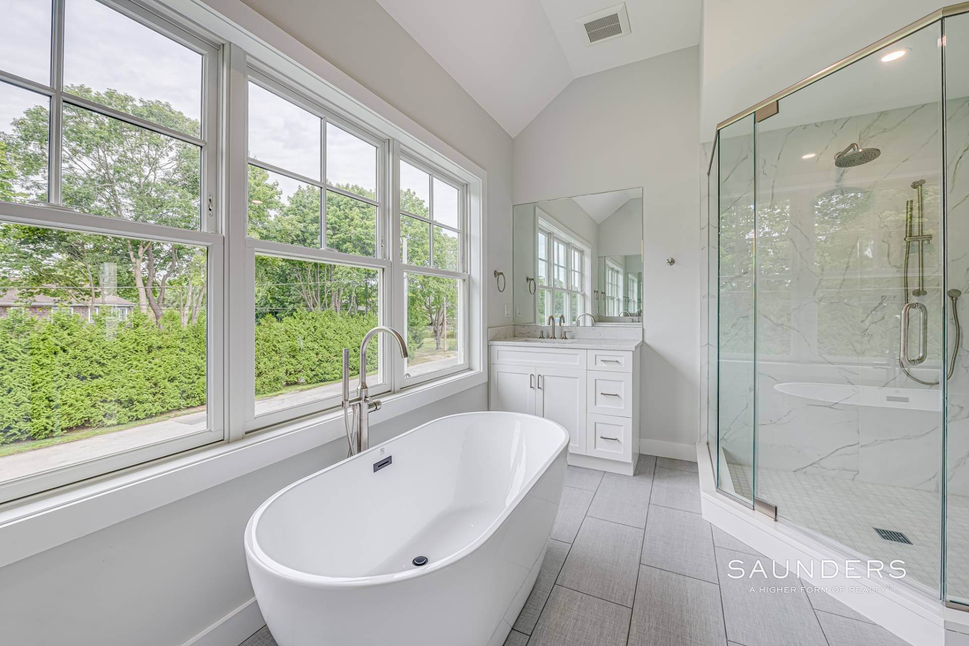 21. Single Family Homes for Sale at New Construction With Saltwater Pool In Desirable Quogue Village 46 Jessup Avenue, Quogue, NY 11959