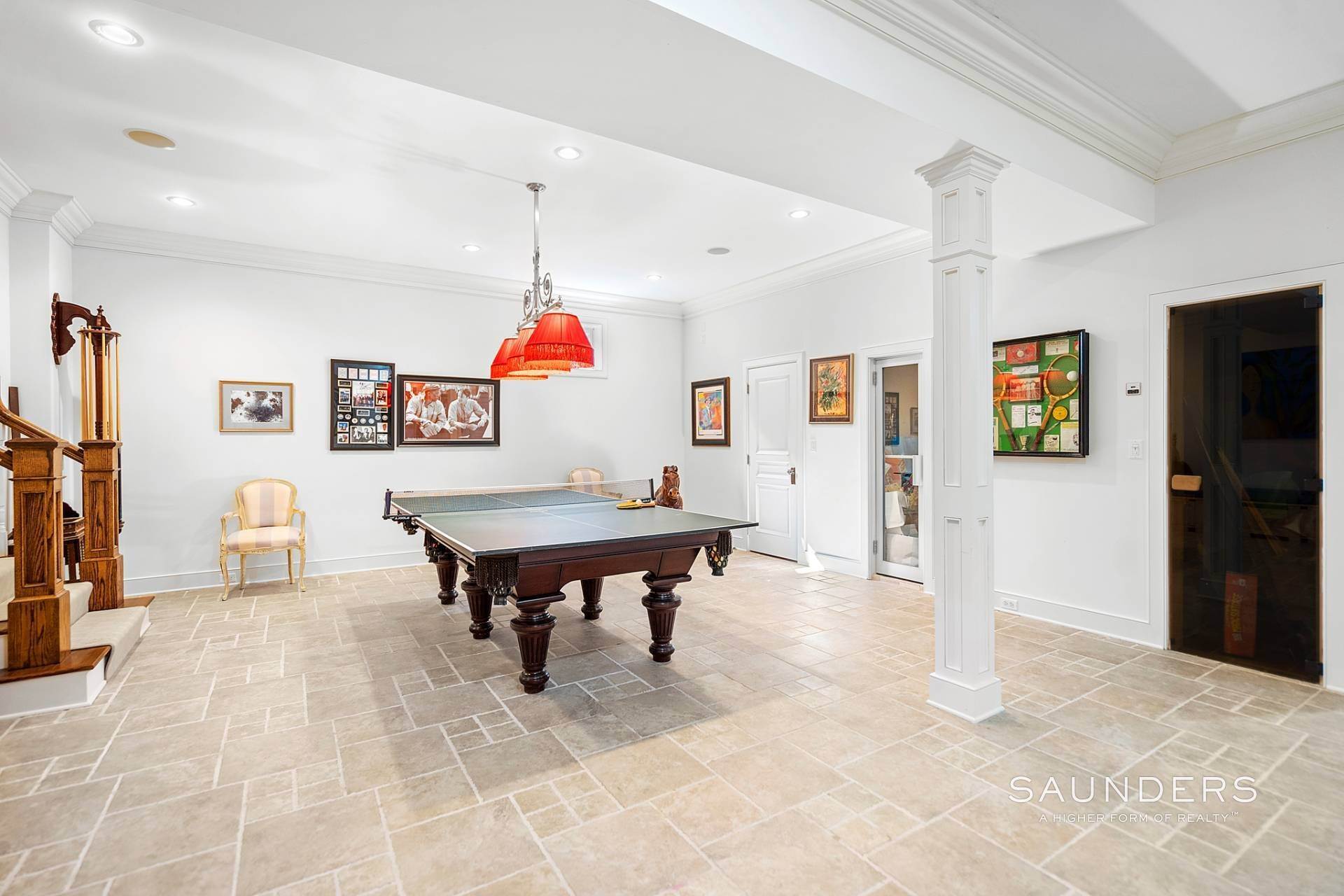 21. Single Family Homes for Sale at Spectacular Southampton Village Estate 254 South Main Street, Southampton, NY 11968