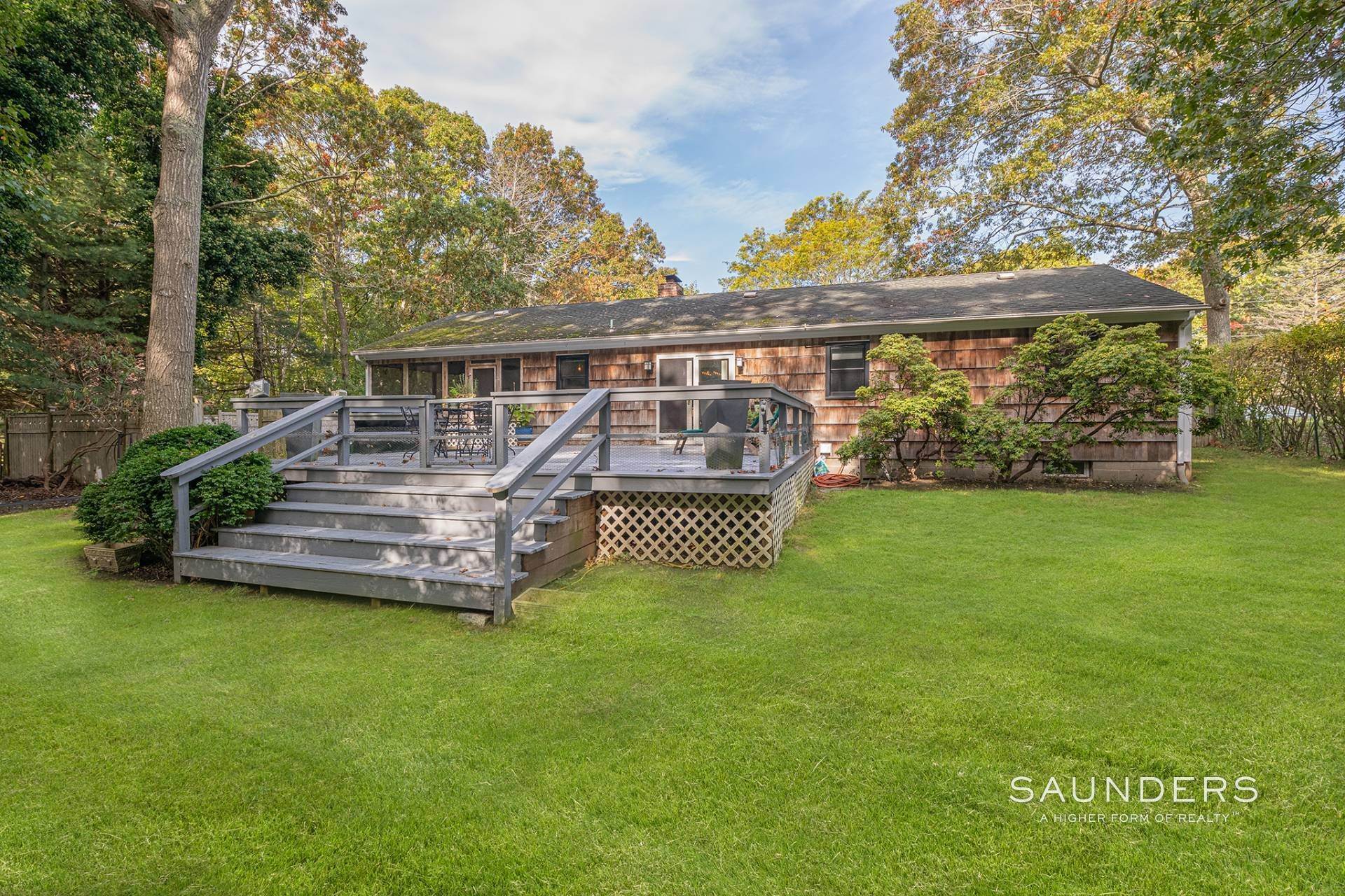 18. Single Family Homes for Sale at Serene Southampton Escape Bordering Reserve With Beach Rights 25 Highlands Drive, Southampton, NY 11968