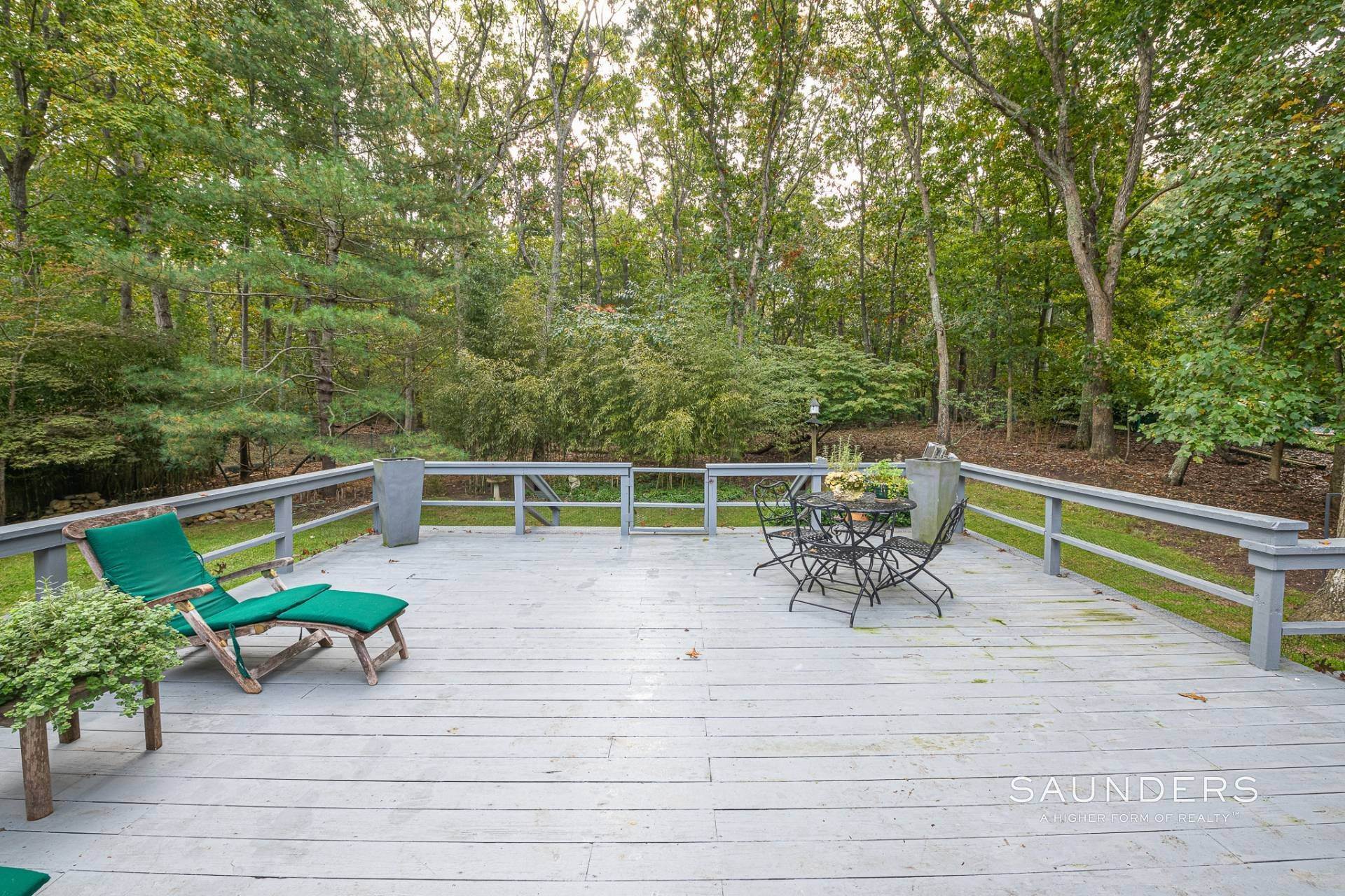 4. Single Family Homes for Sale at Serene Southampton Escape Bordering Reserve With Beach Rights 25 Highlands Drive, Southampton, NY 11968