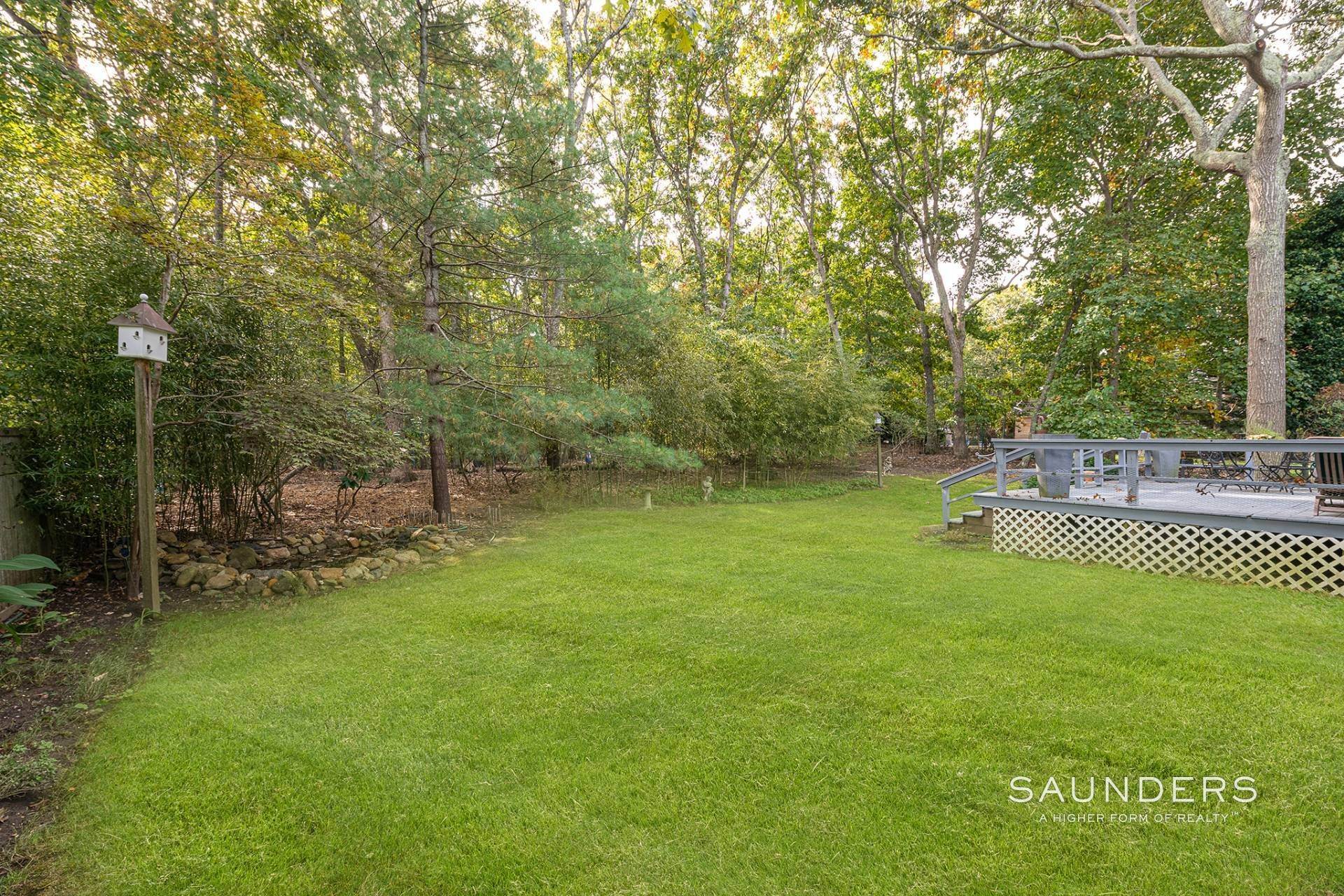 20. Single Family Homes for Sale at Serene Southampton Escape Bordering Reserve With Beach Rights 25 Highlands Drive, Southampton, NY 11968