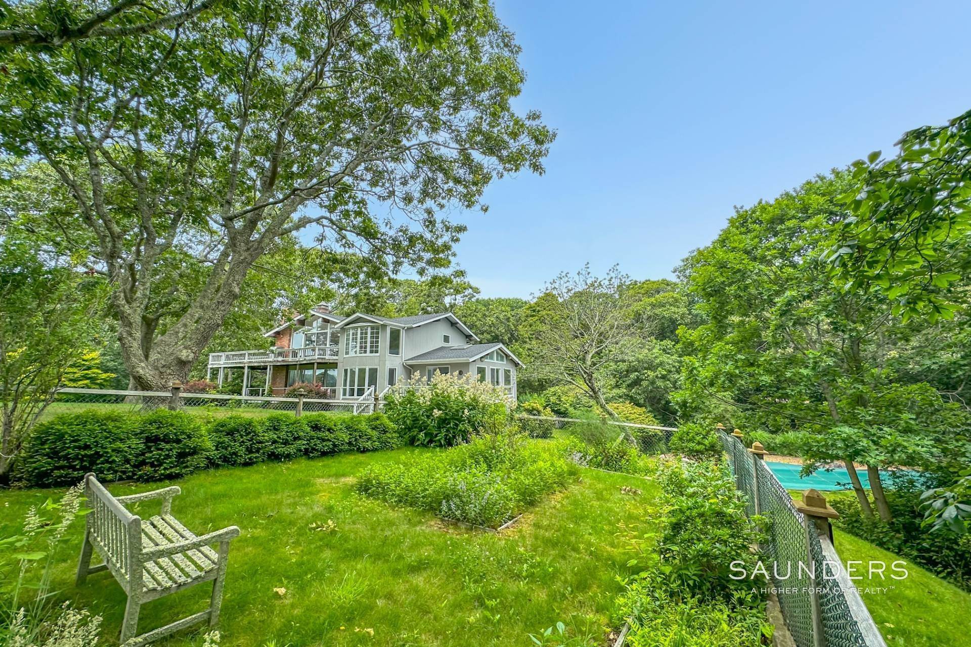 7. Single Family Homes for Sale at Renovated Oceanview Residence + Dream Building Parcel 12 & 18 Tara Road, Montauk, NY 11954