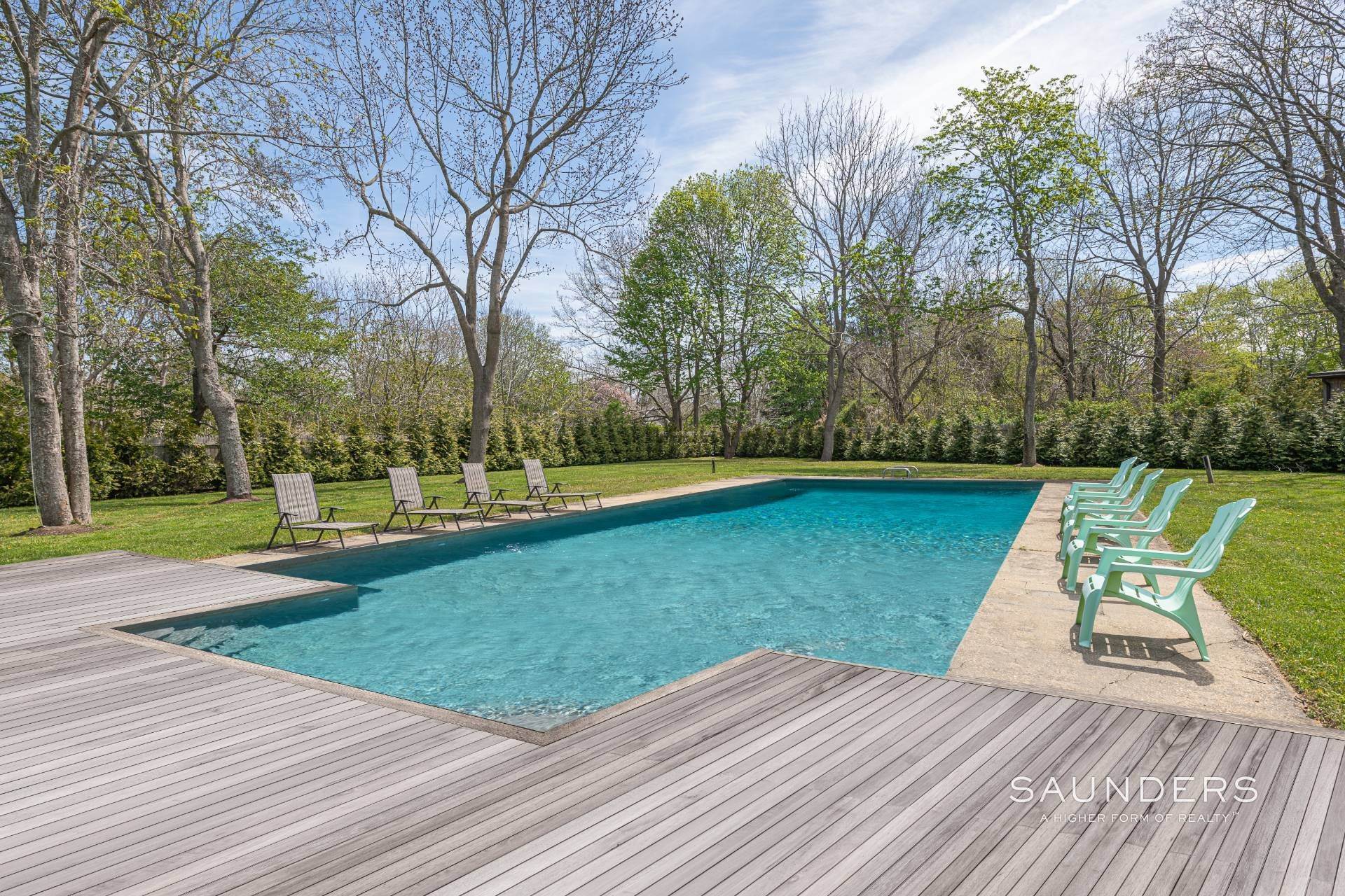 28. Single Family Homes at Location Location Location! Eh Village Fringe Compound With Pool East Hampton, NY 11937