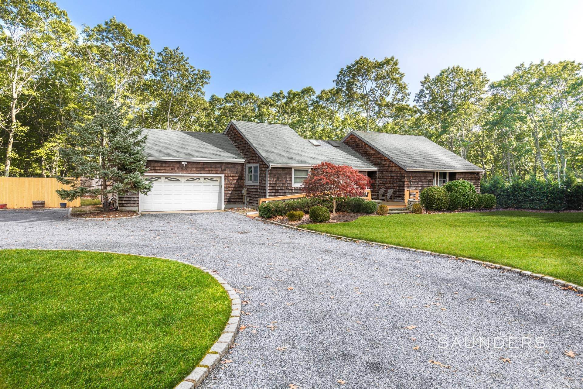 Single Family Homes for Sale at Privately Situated Minutes To Southampton Village 2 Herrick Lane, Southampton, NY 11968