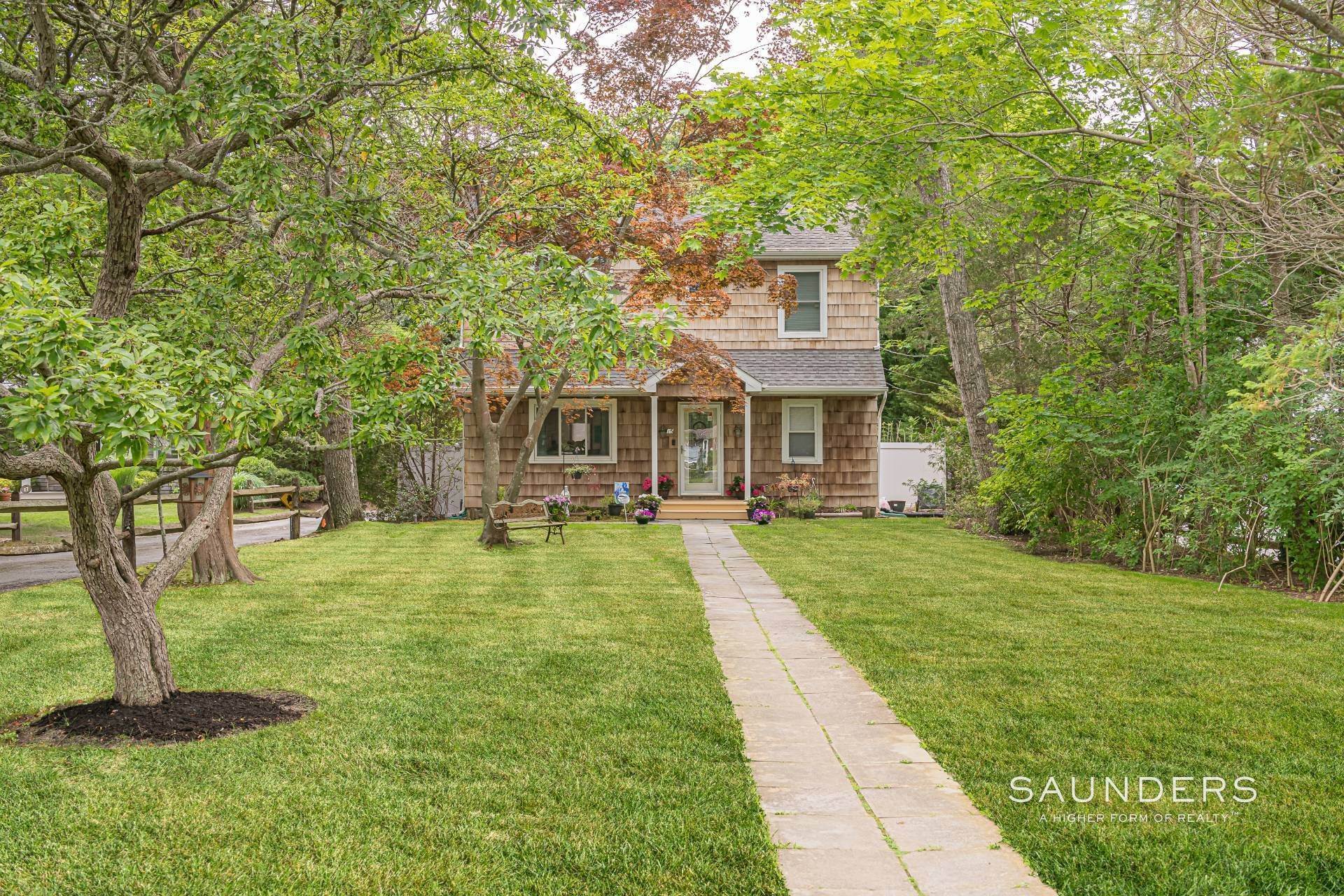 4. Single Family Homes for Sale at Desirable Baycrest Neighborhood With Deeded Water Access 15 Baycrest Avenue, Westhampton, NY 11977