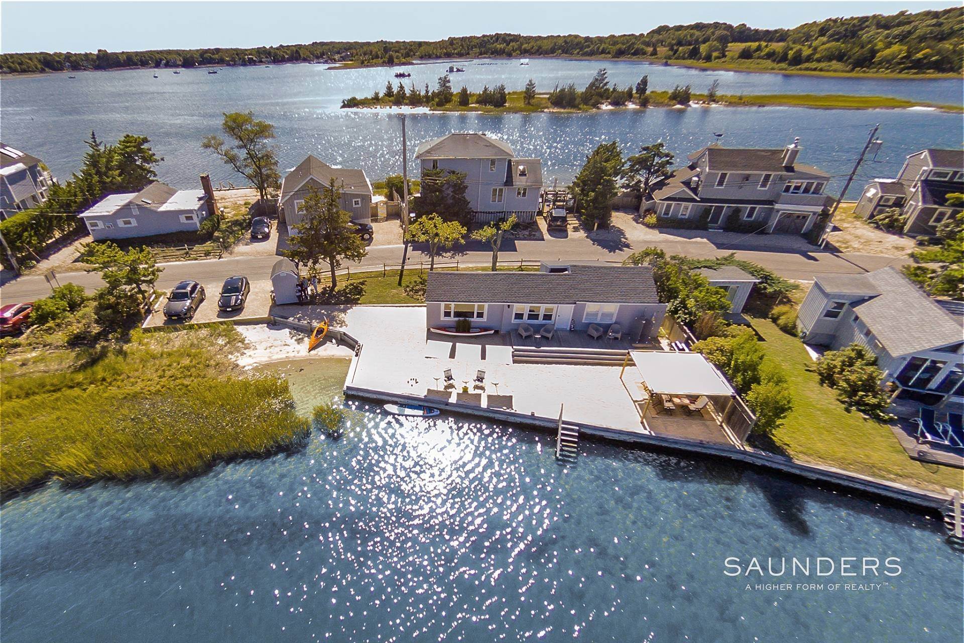 1. Single Family Homes for Sale at Renovated And Chic Waterfront Cottage 267 Towd Point Road, Southampton, NY 11968