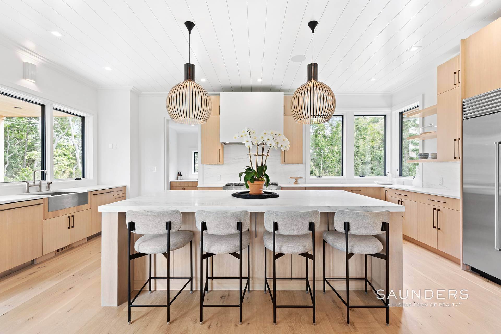 8. Single Family Homes for Sale at Spectacular New Construction With Forever Reserve Views 26 Green Hollow Road, East Hampton, NY 11937