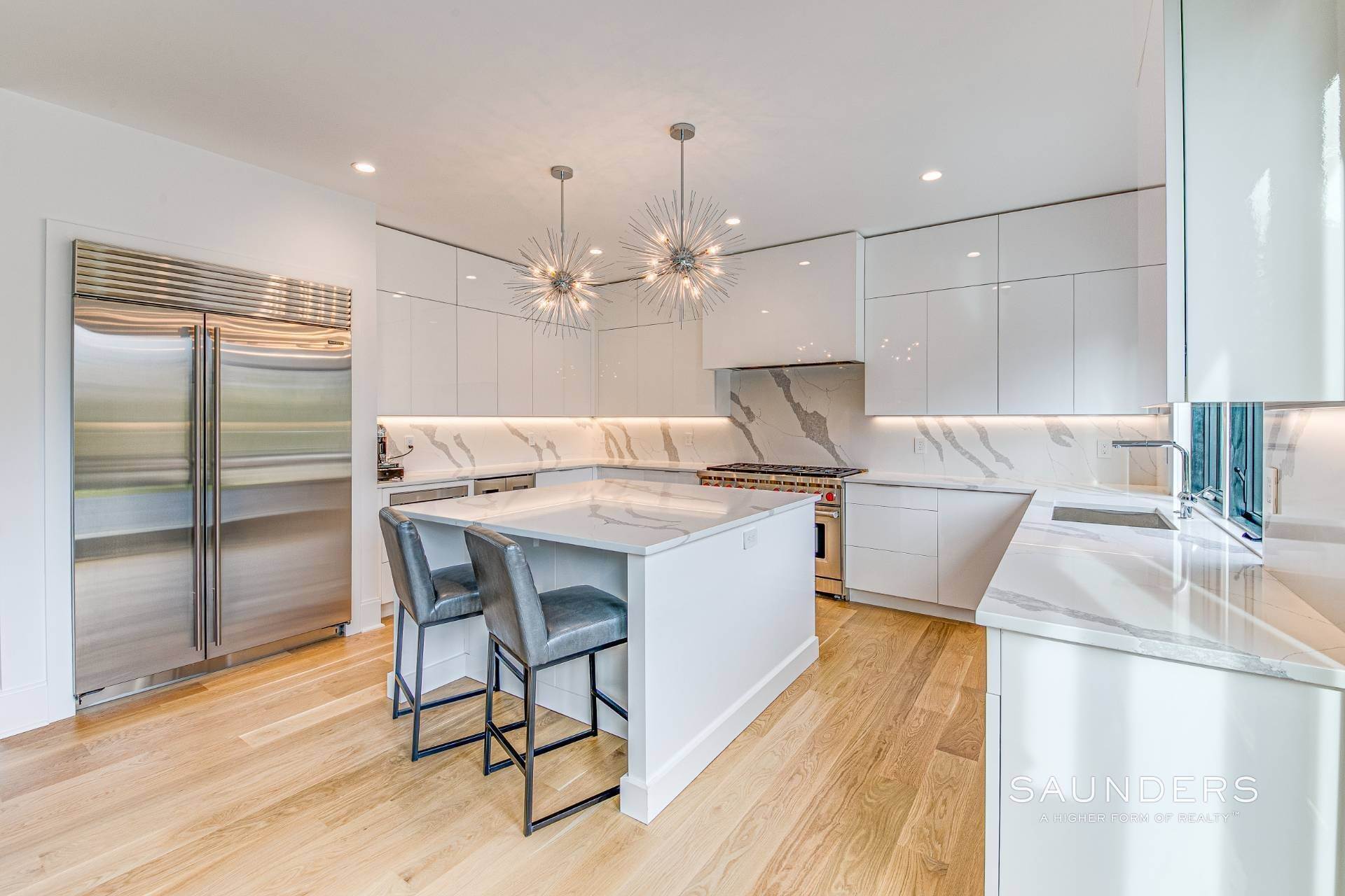 6. Single Family Homes for Sale at New Construction East Hampton Barn-Style Transitional 12 Central Avenue, East Hampton, NY 11937