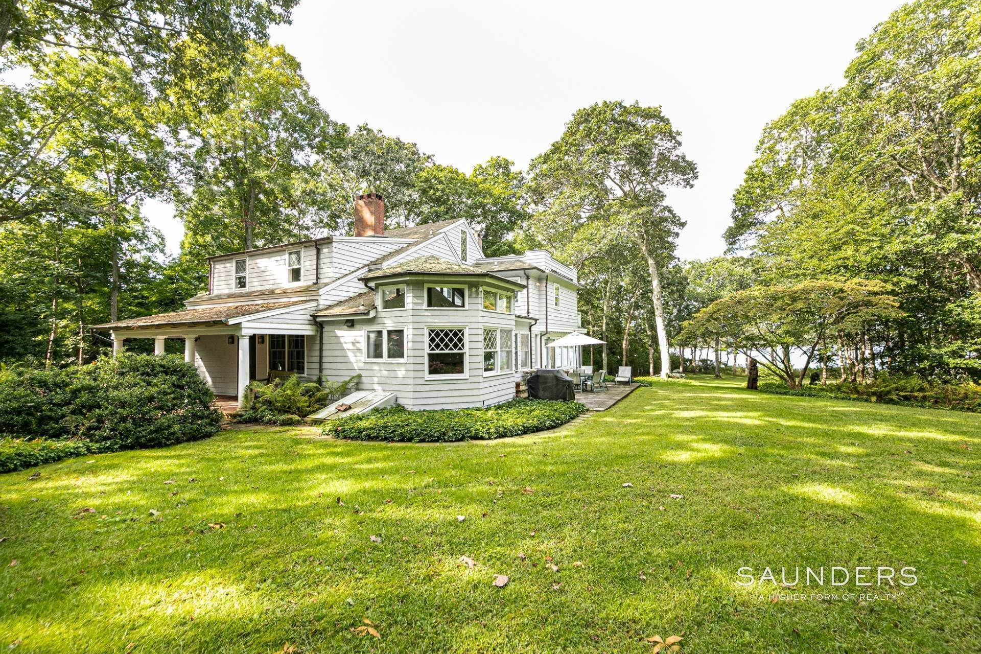 3. Single Family Homes at Timeless And Private In This Refined Cottage On Georgica Pond Undisclosed Address, East Hampton, NY 11937