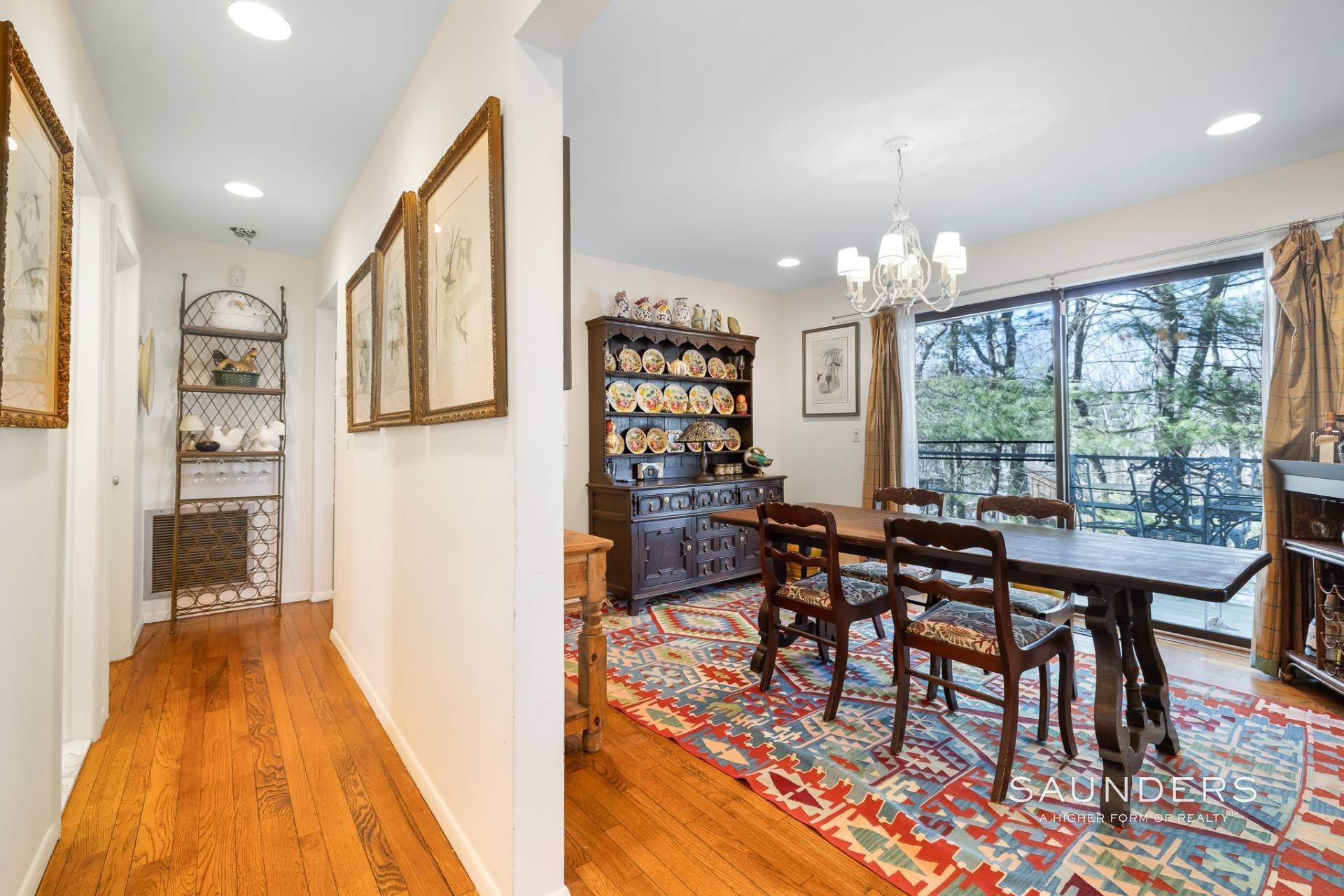 4. Single Family Homes for Sale at East Hampton Enclave With Pool, Guest House And Room For Tennis! 479 Hands Creek Rd, East Hampton, NY 11937